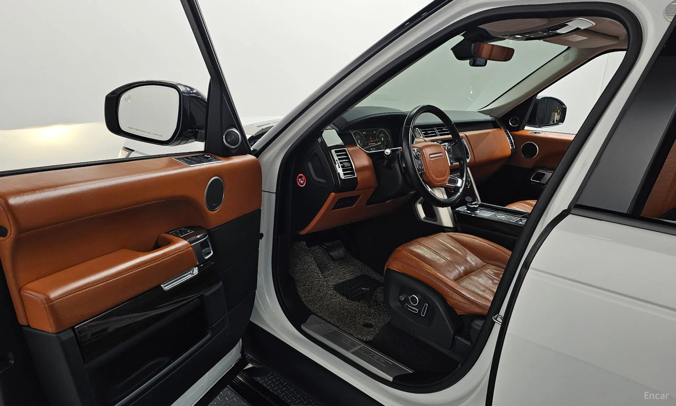 Land Rover Range Rover 4th Generation превью 10