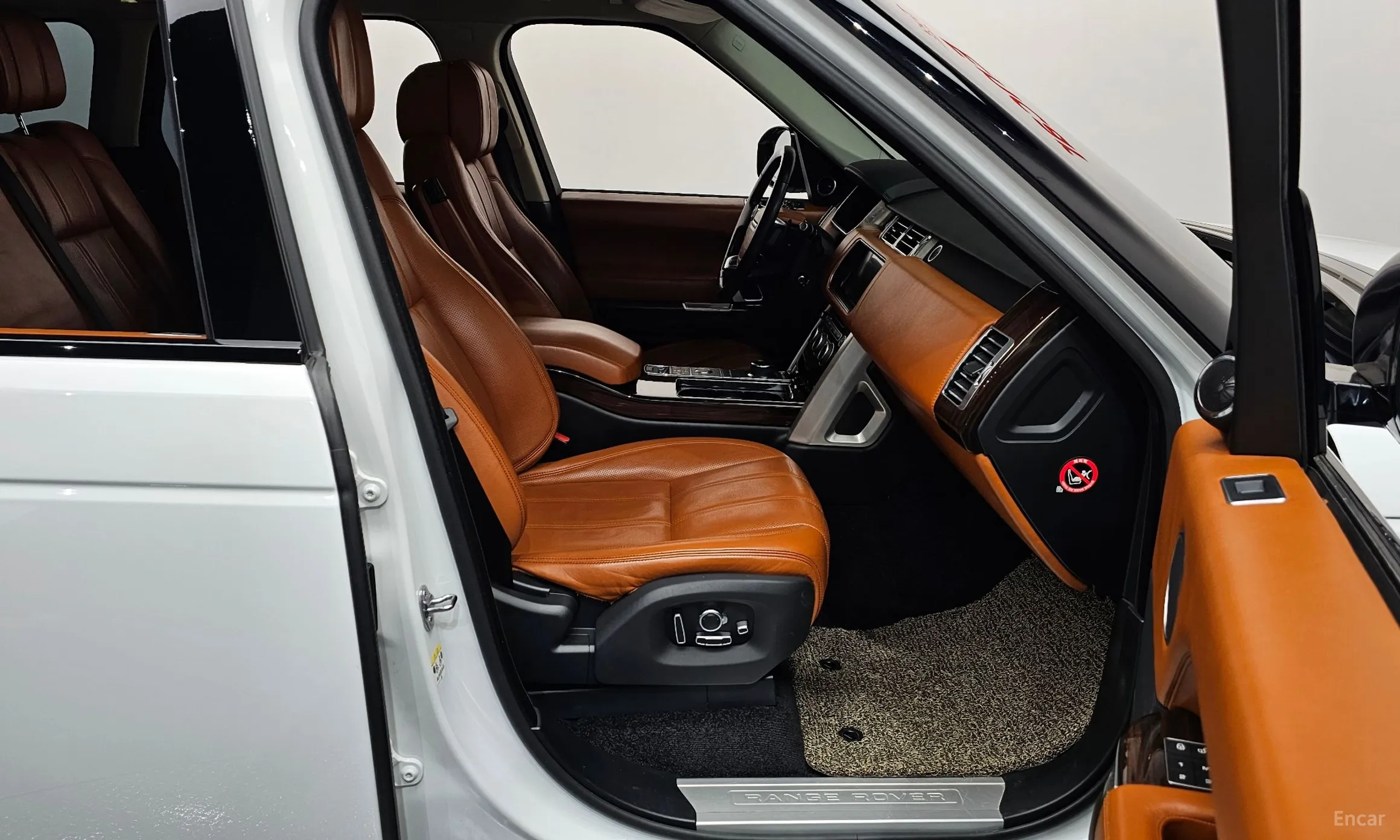 Land Rover Range Rover 4th Generation превью 11