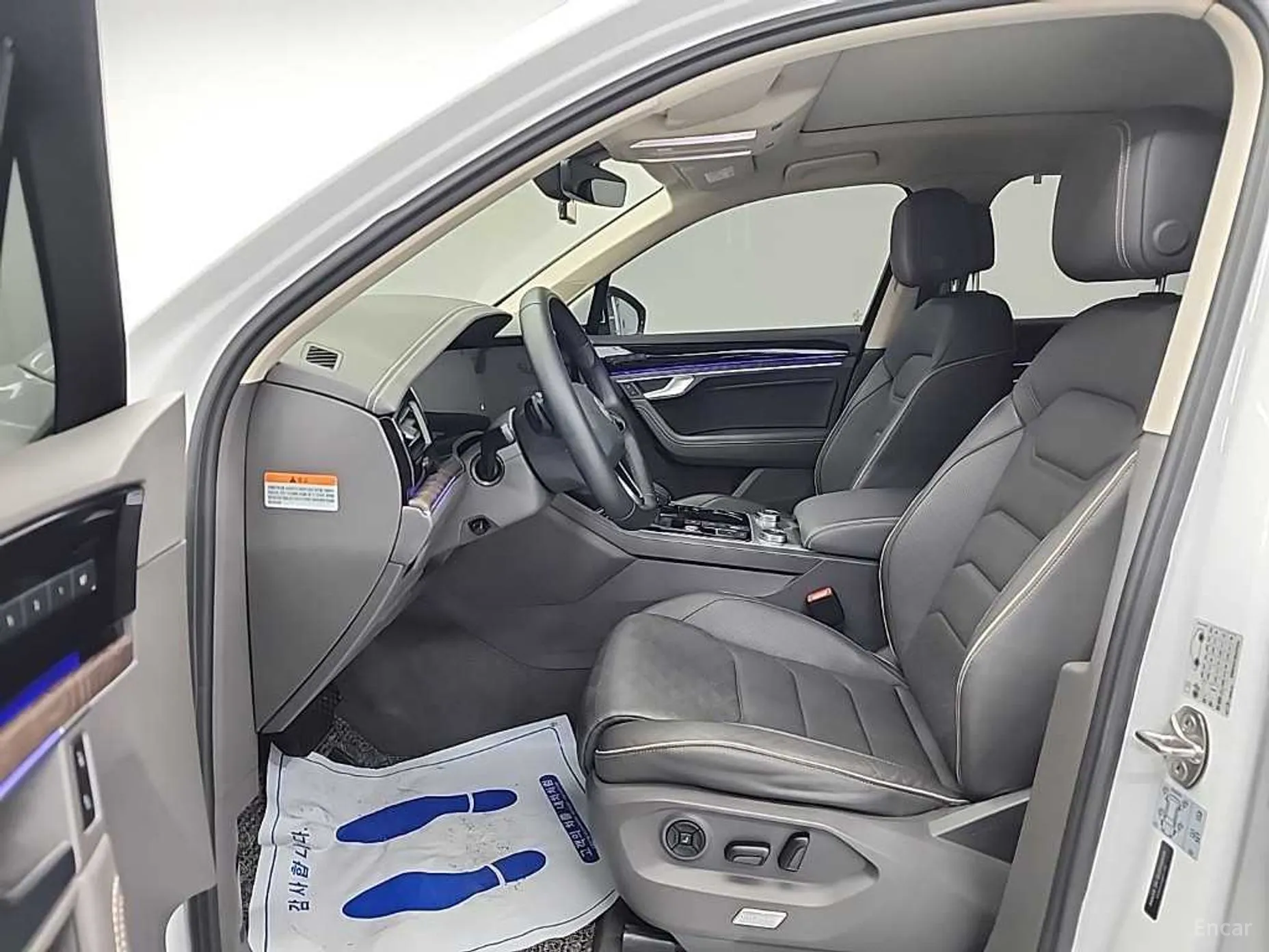 Volkswagen Touareg 3rd Generation превью 11