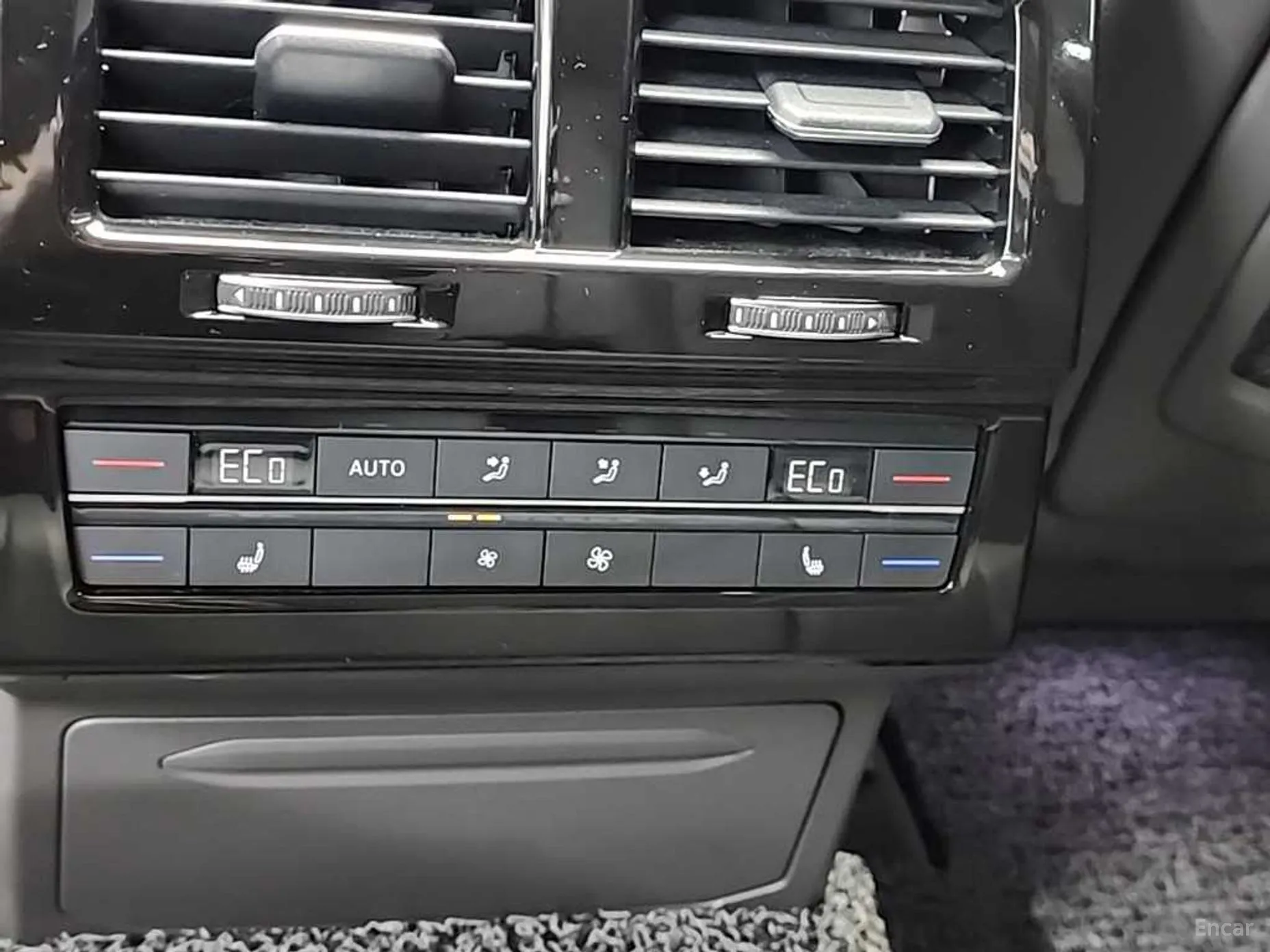 Volkswagen Touareg 3rd Generation превью 13