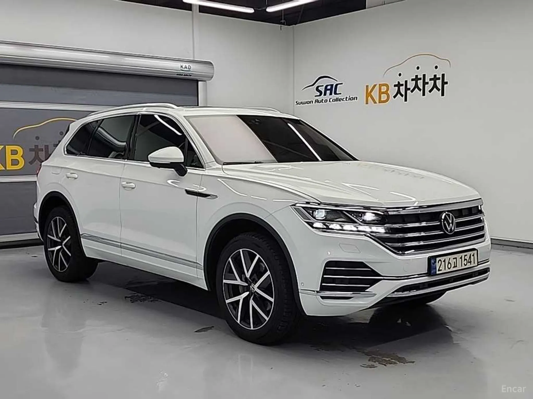 Volkswagen Touareg 3rd Generation превью 4