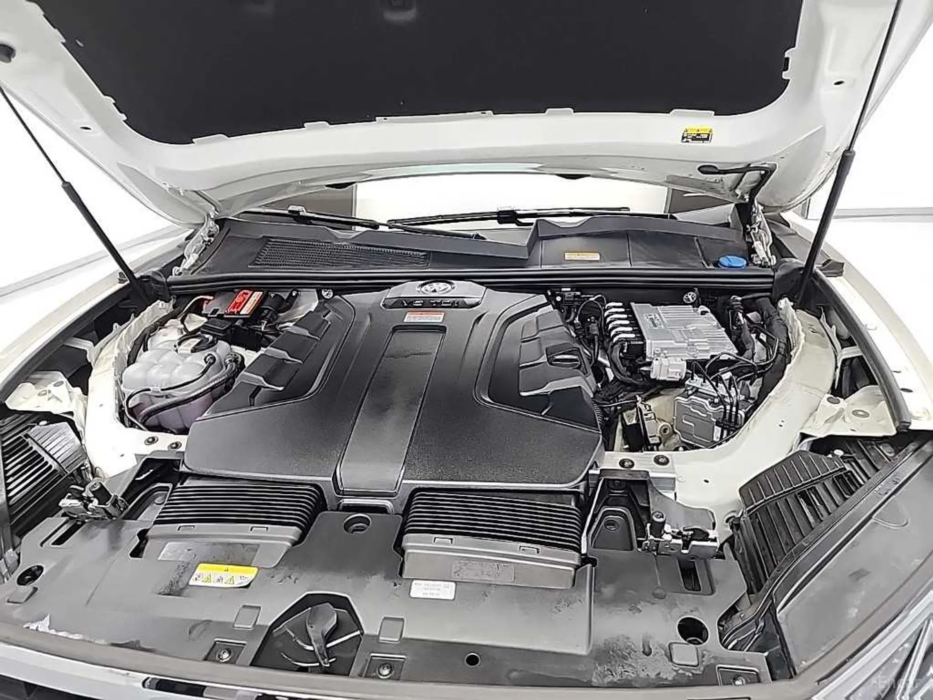 Volkswagen Touareg 3rd Generation превью 5