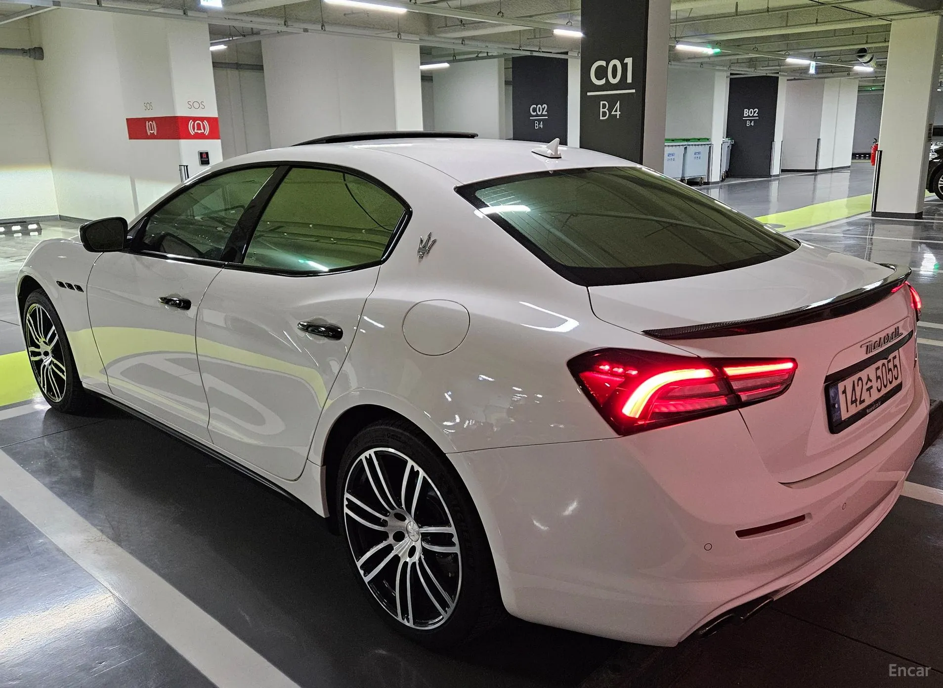 Maserati Ghibli превью 2