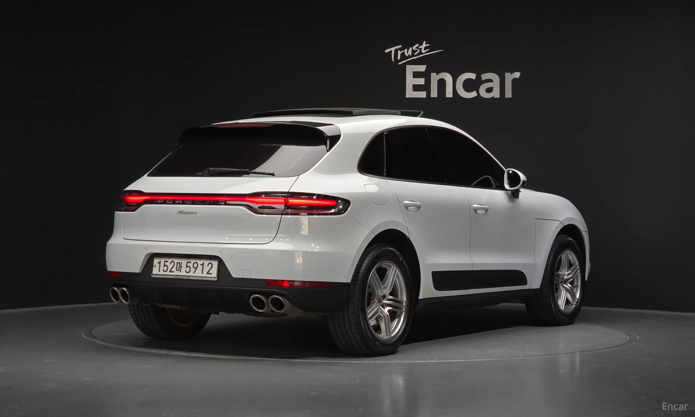 Porsche Macan превью 2