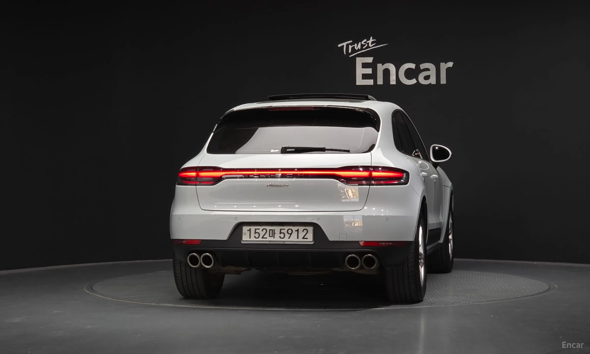 Porsche Macan превью 4