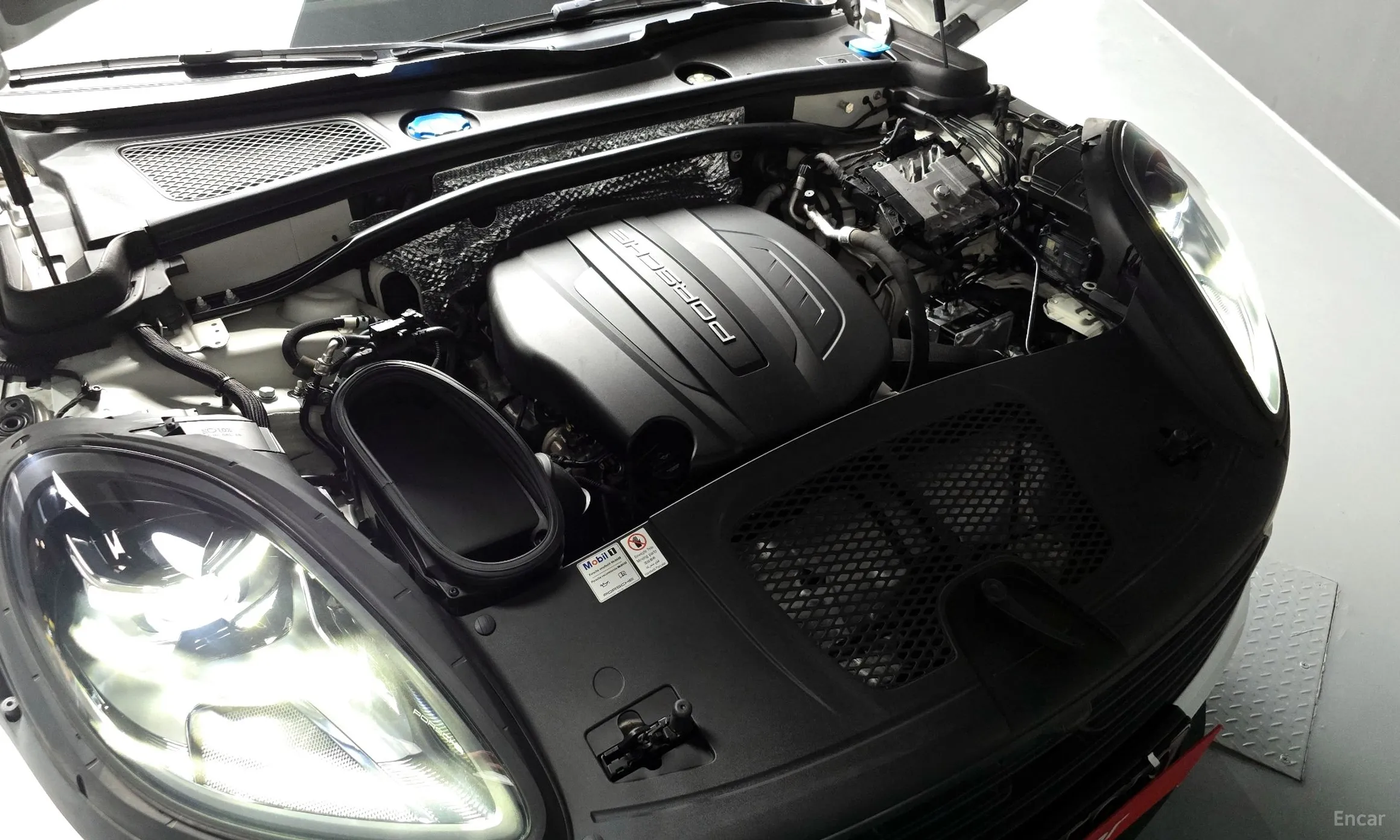 Porsche Macan превью 6