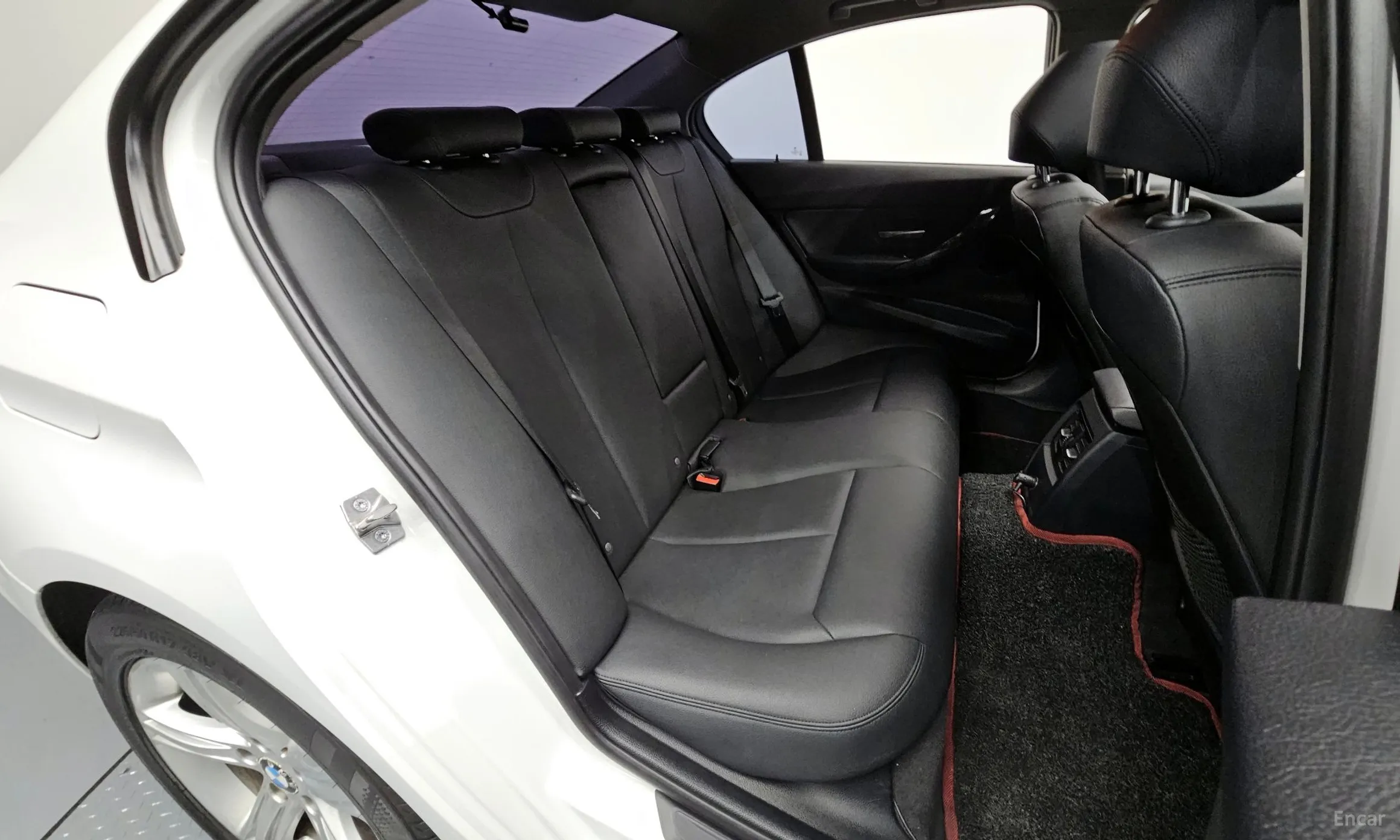 BMW 3 Series (F30) превью 12