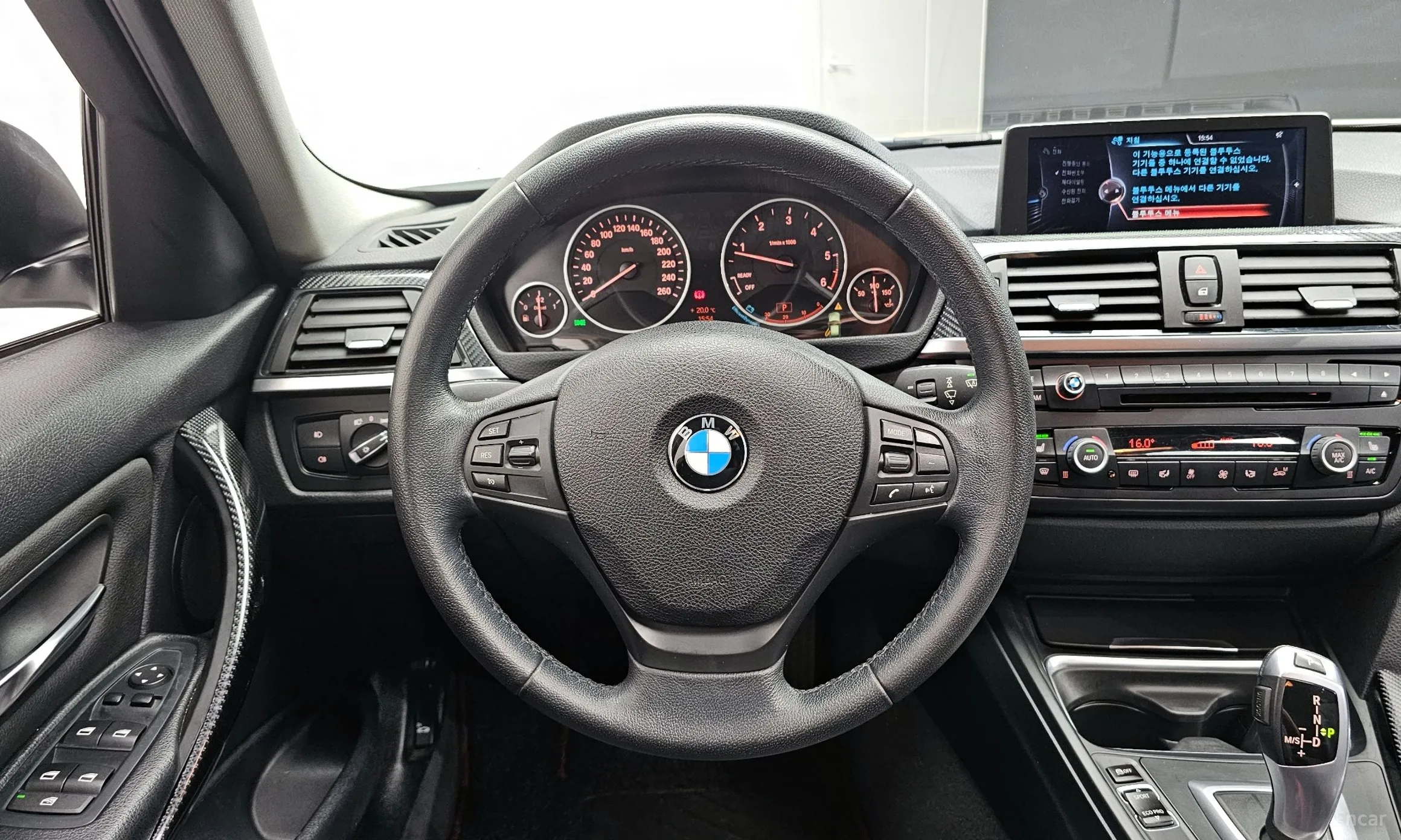 BMW 3 Series (F30) превью 13