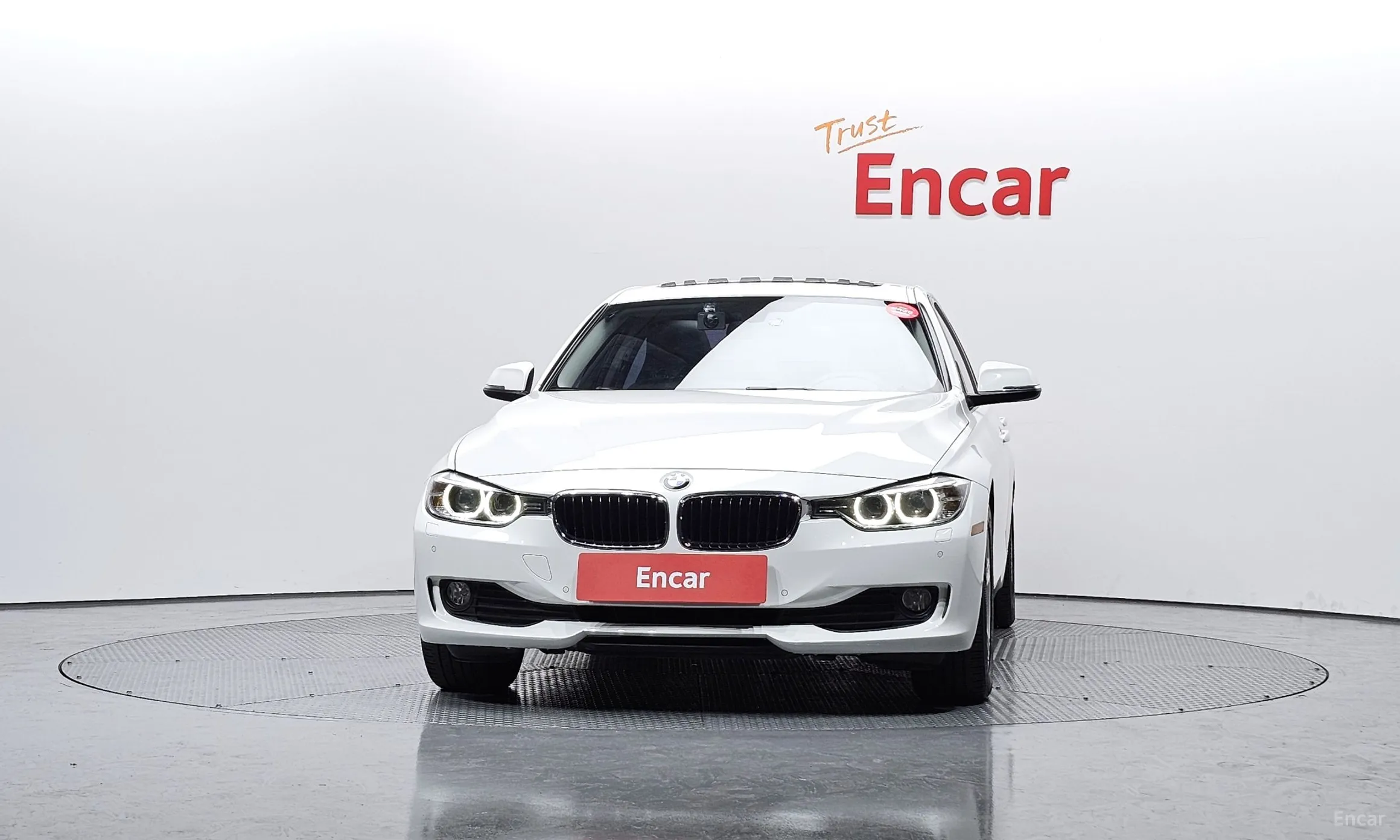 BMW 3 Series (F30) превью 3