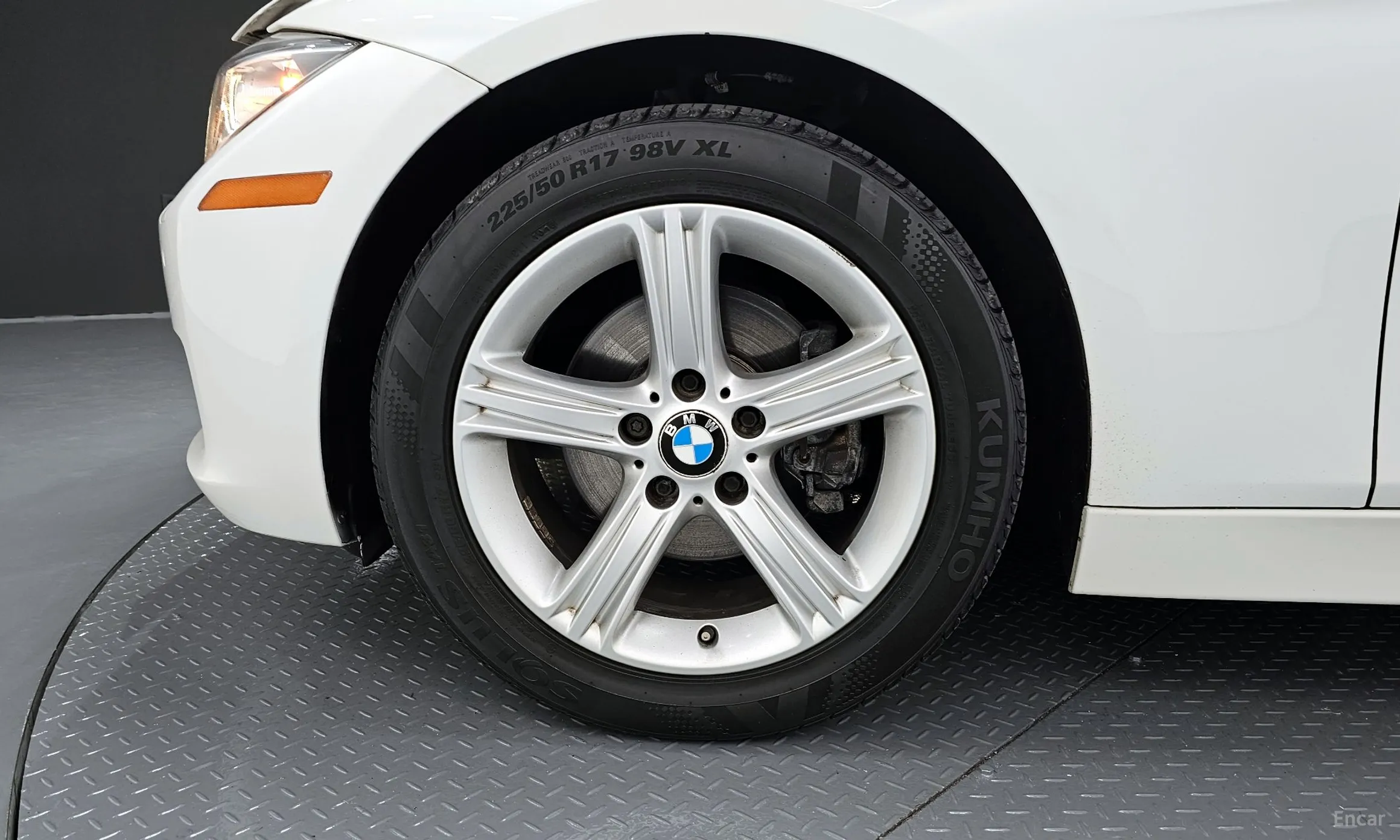 BMW 3 Series (F30) превью 5