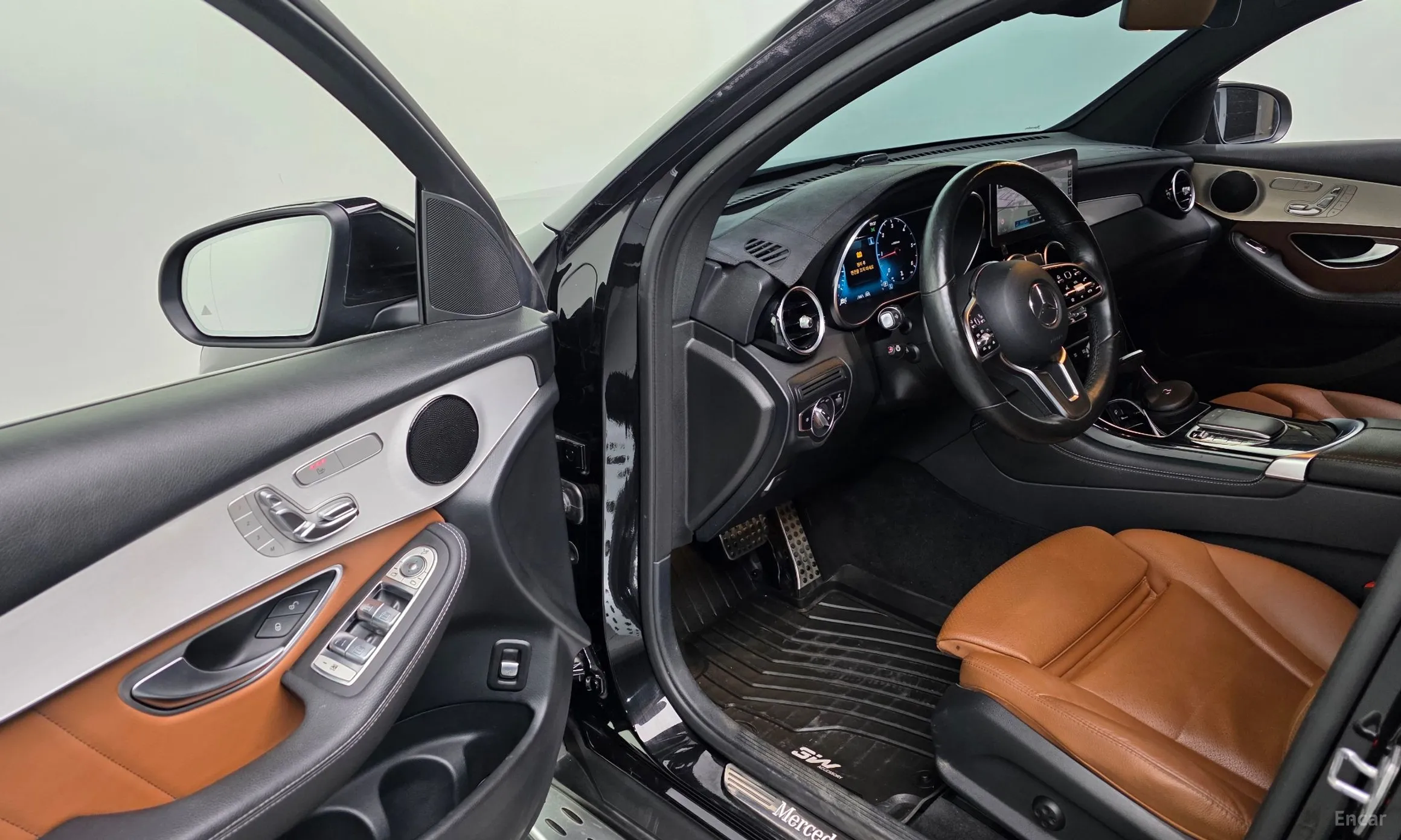Mercedes Benz GLC-Class X253 превью 13