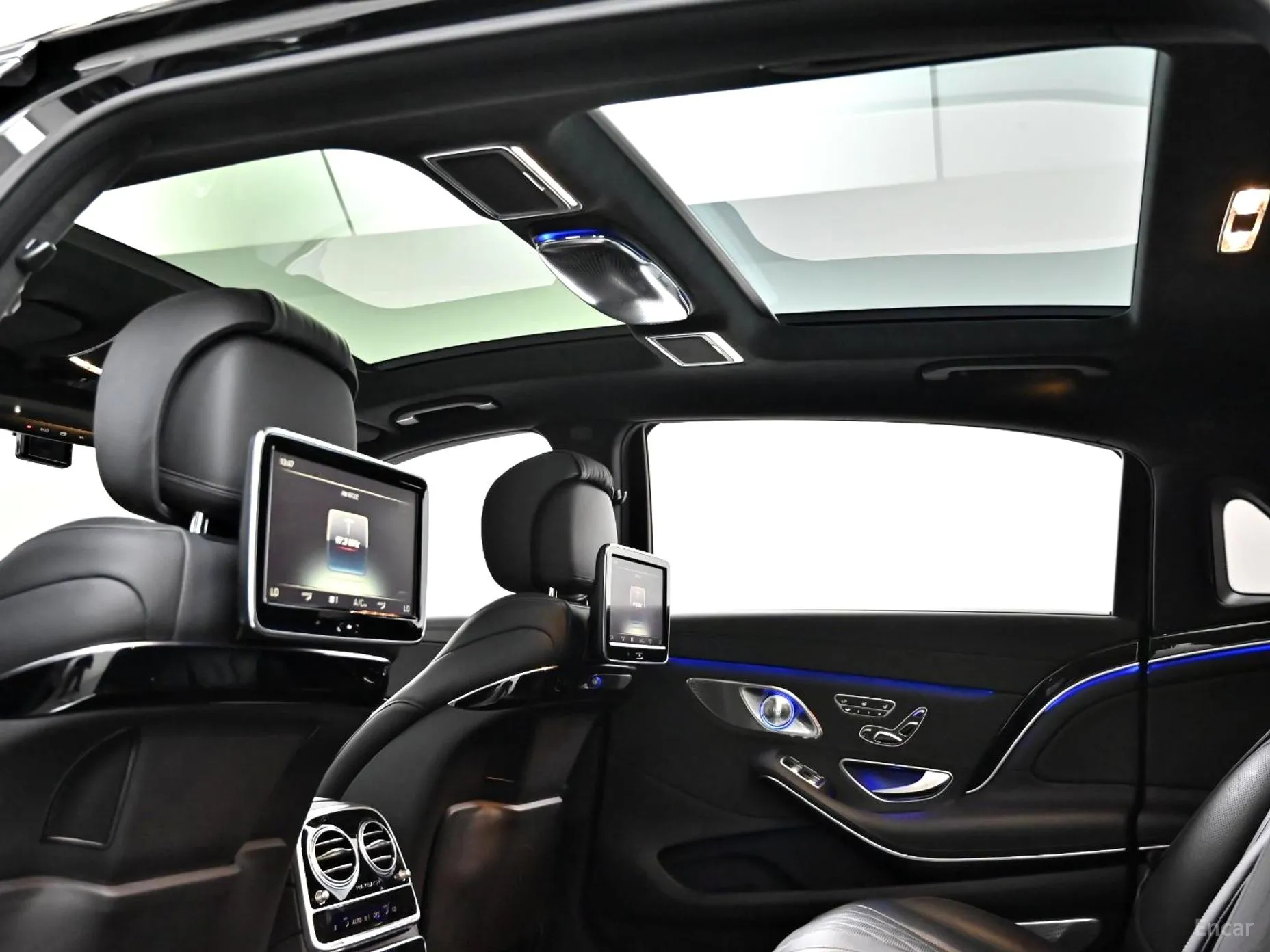 Mercedes Benz S-Class W222 превью 16