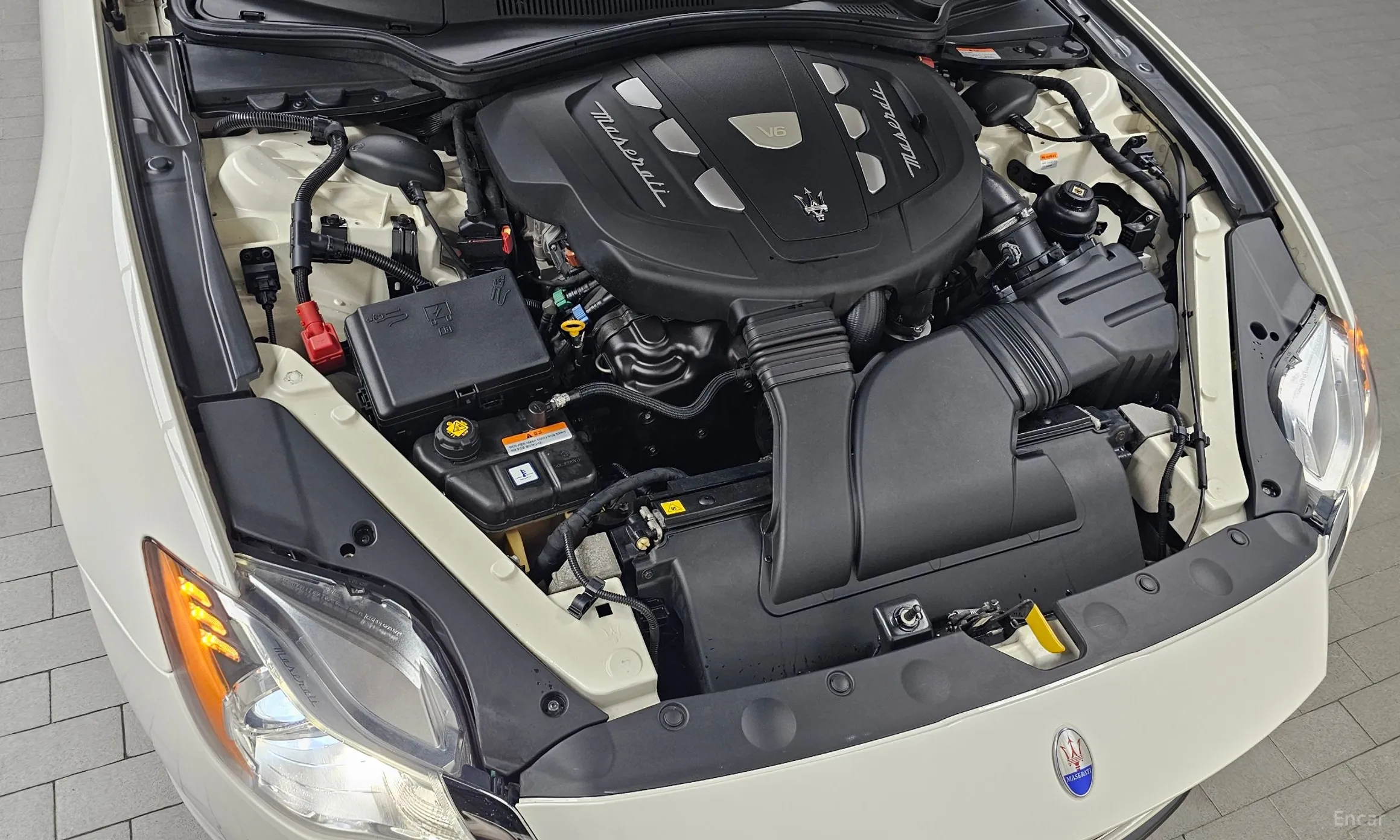 Maserati Quattroporte превью 6