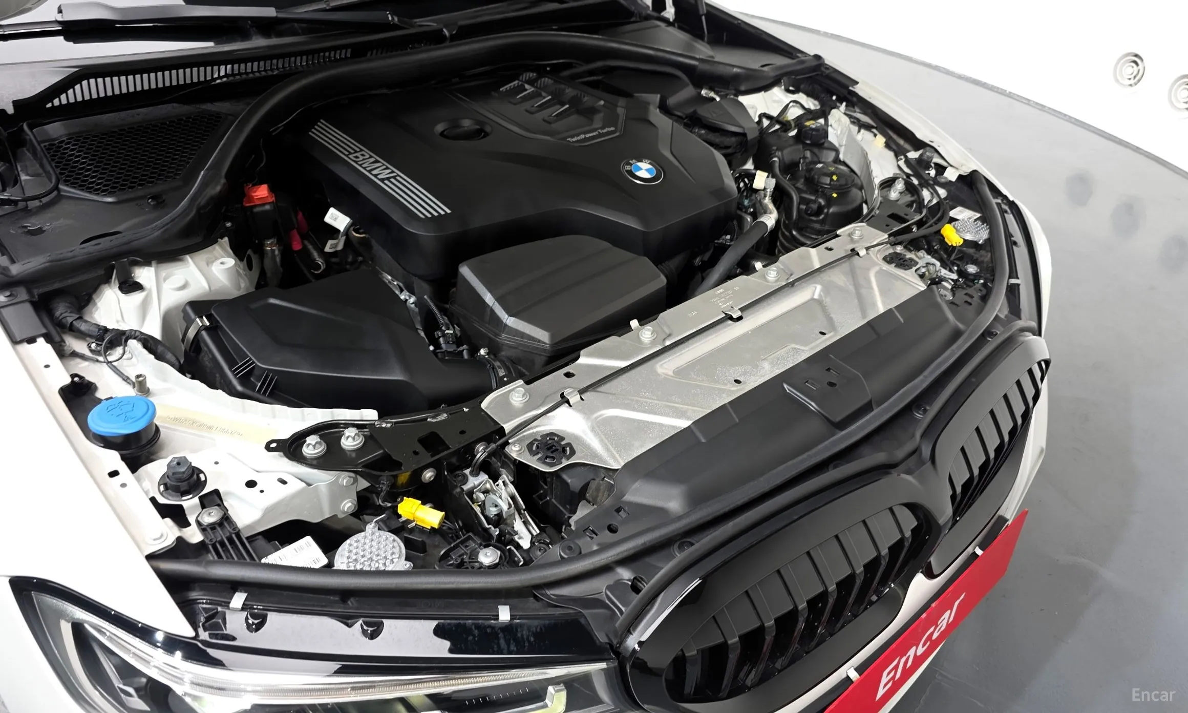 BMW 3 Series (G20) превью 6
