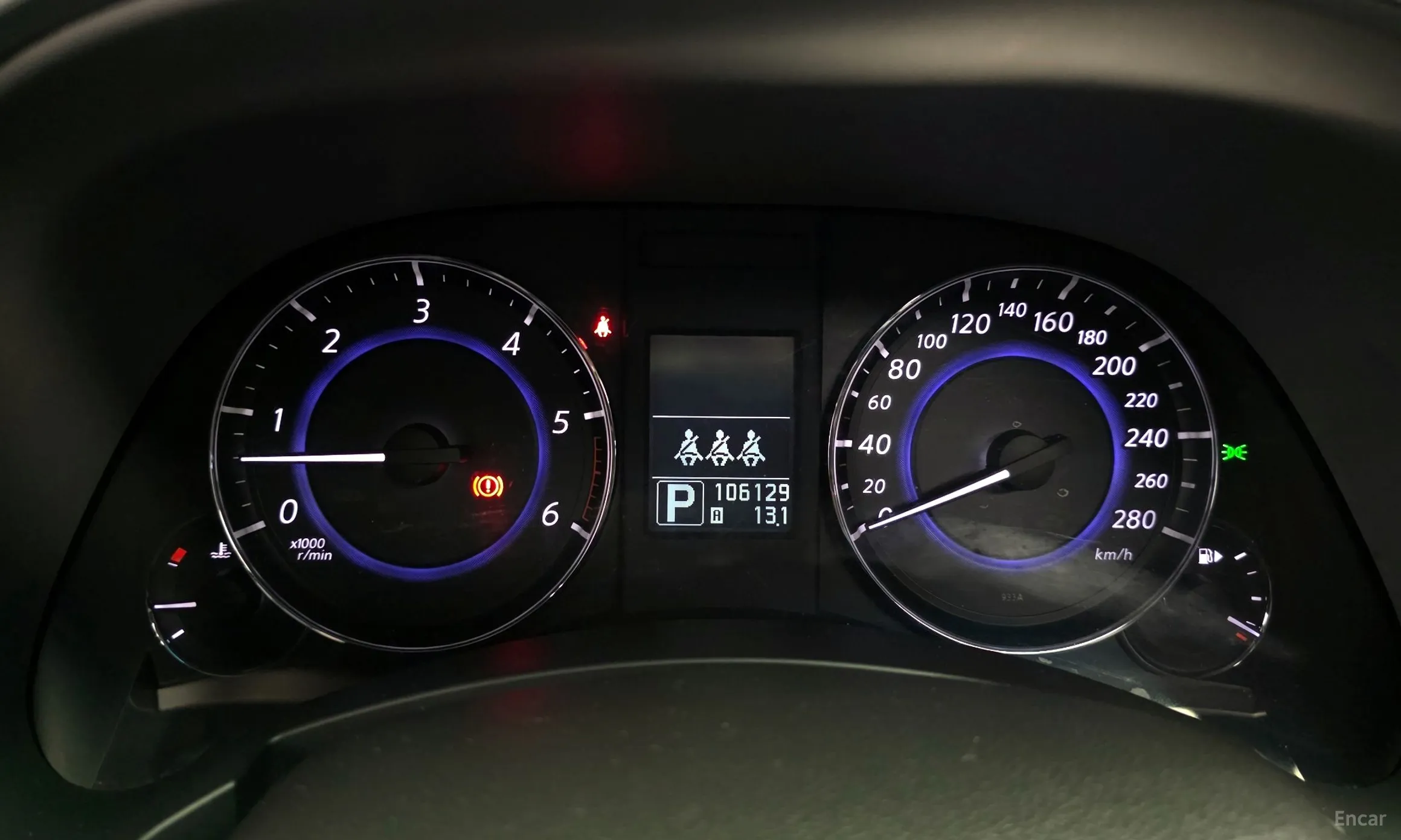 Infiniti QX70 превью 8