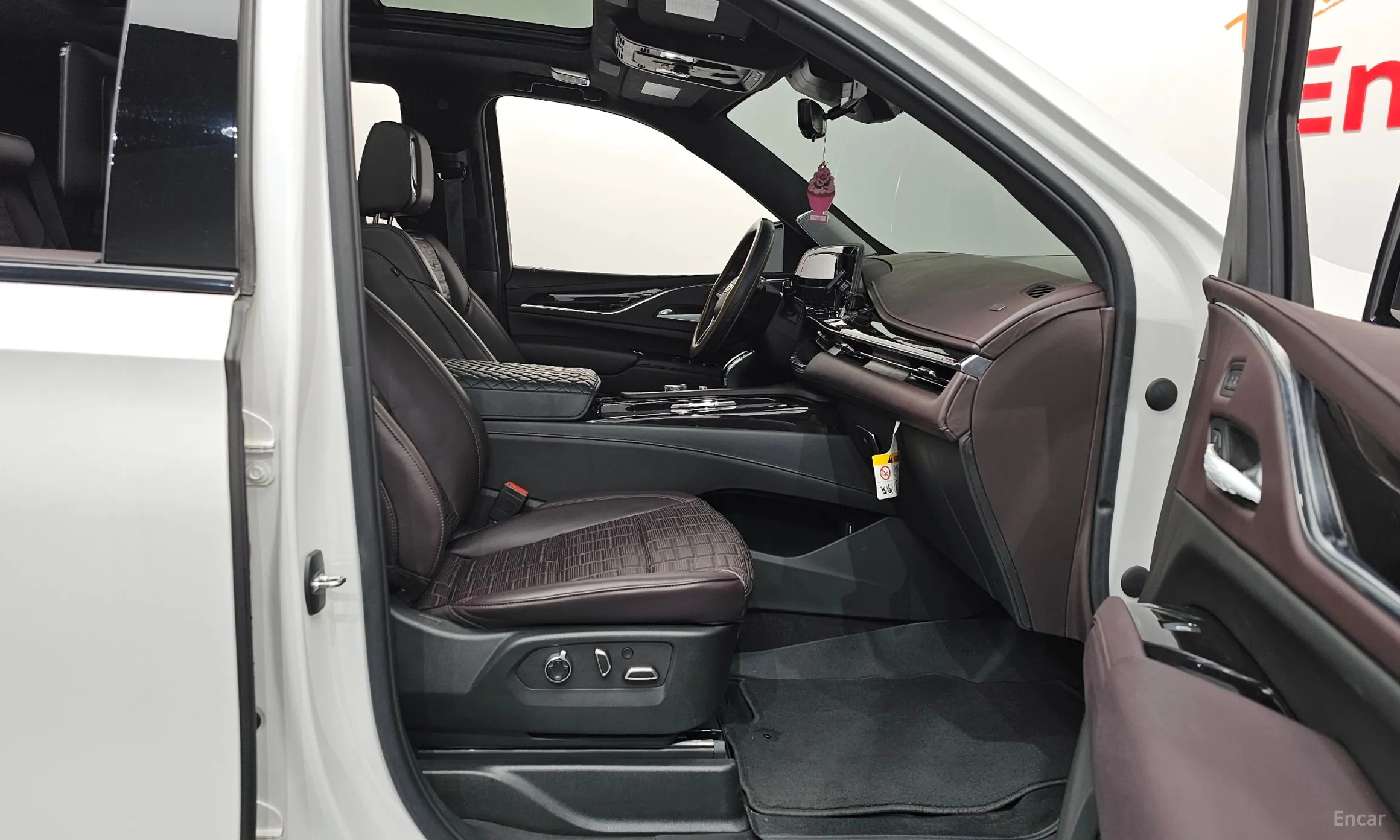 Cadillac Escalade 5th Generation превью 11