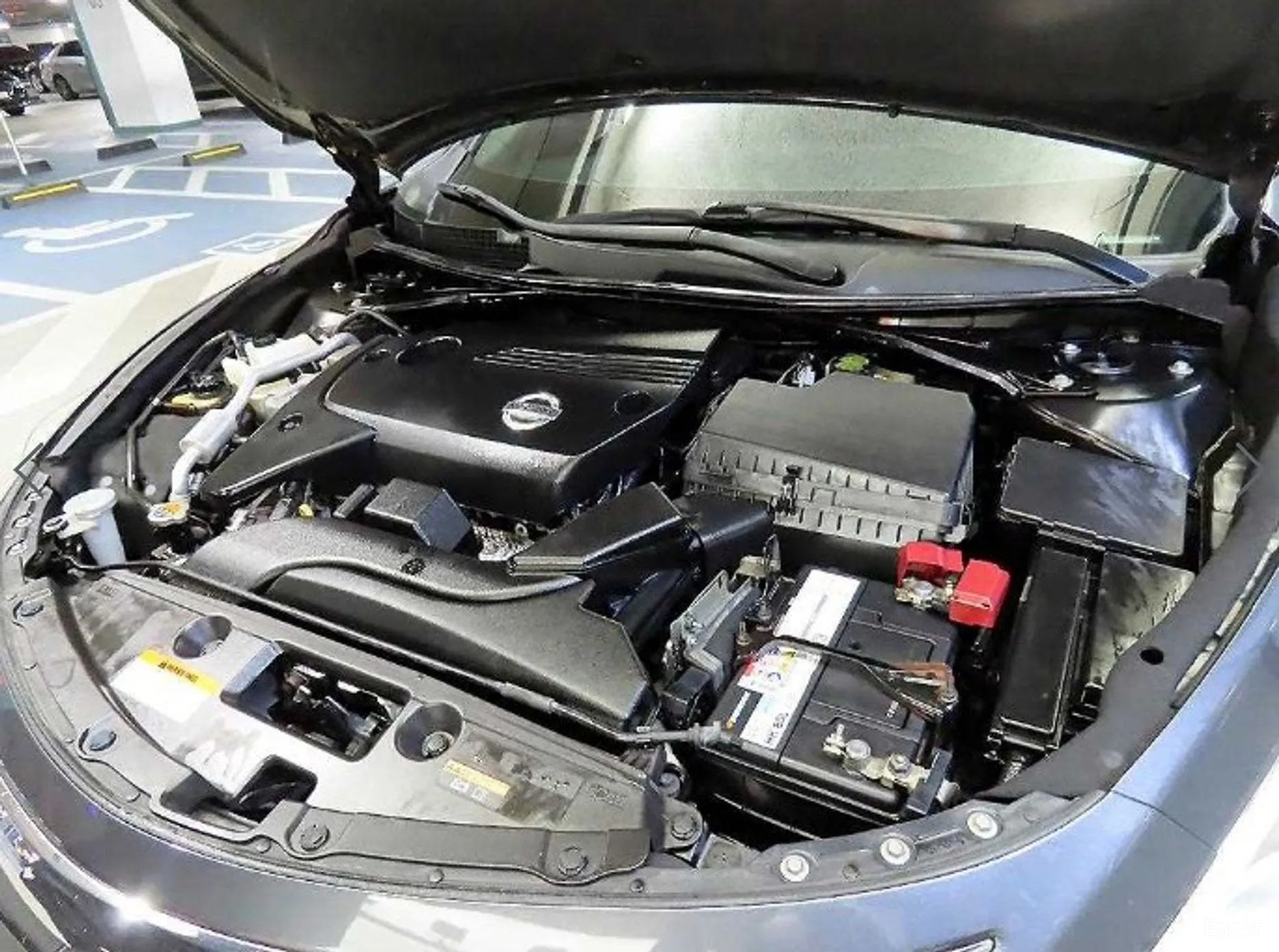 Nissan Altima превью 15