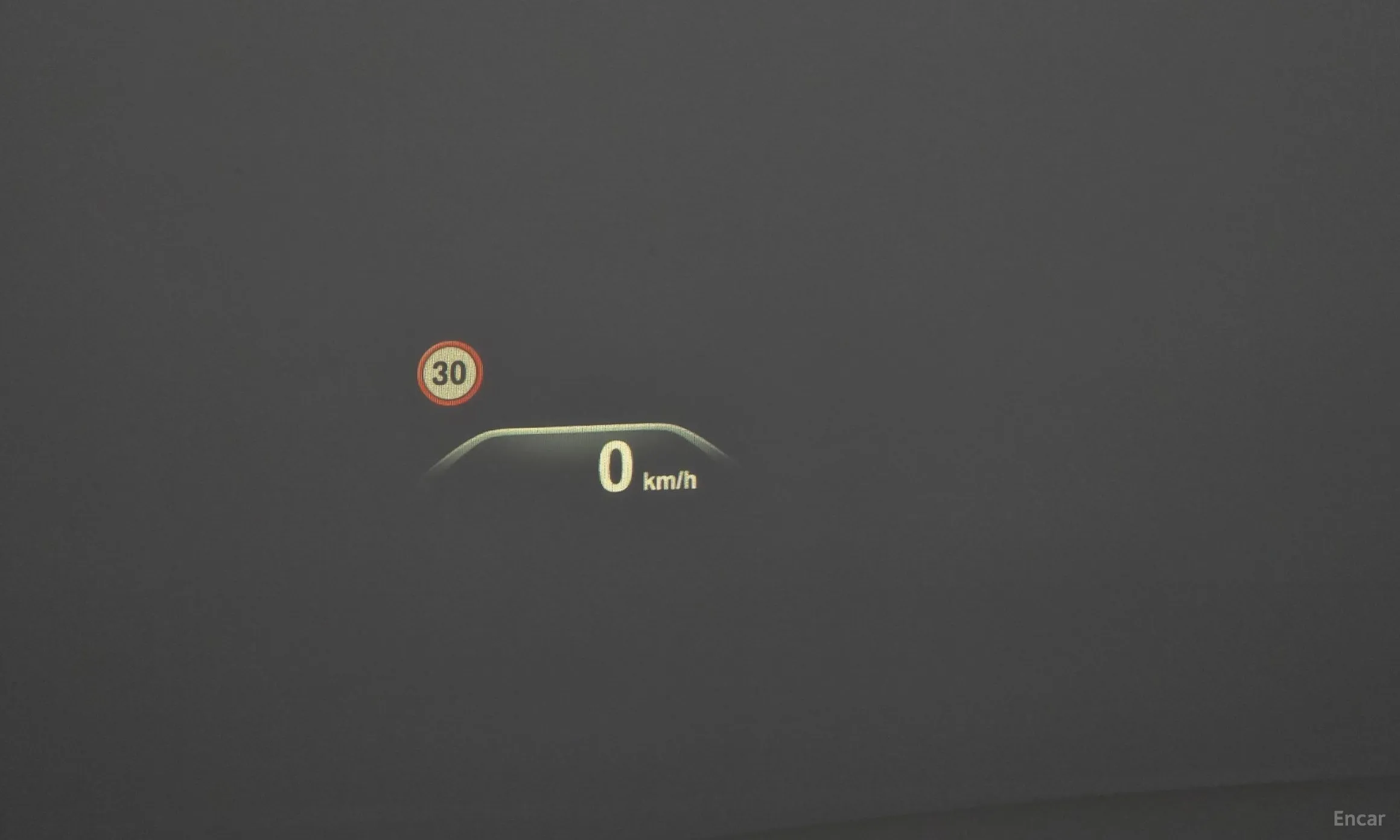 BMW 5 Series (G30) превью 17