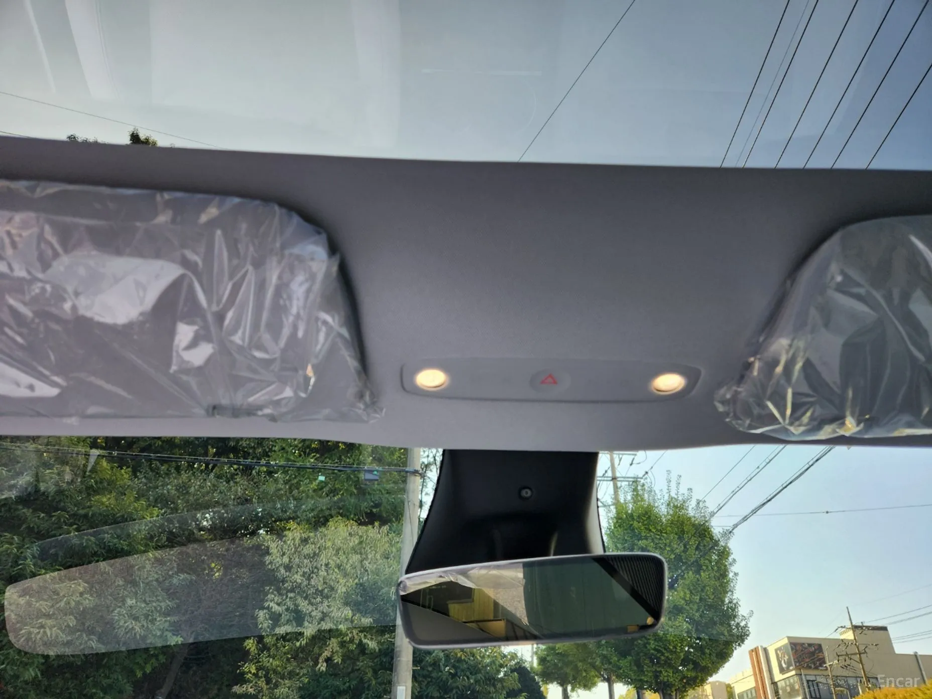 Tesla Model Y превью 17
