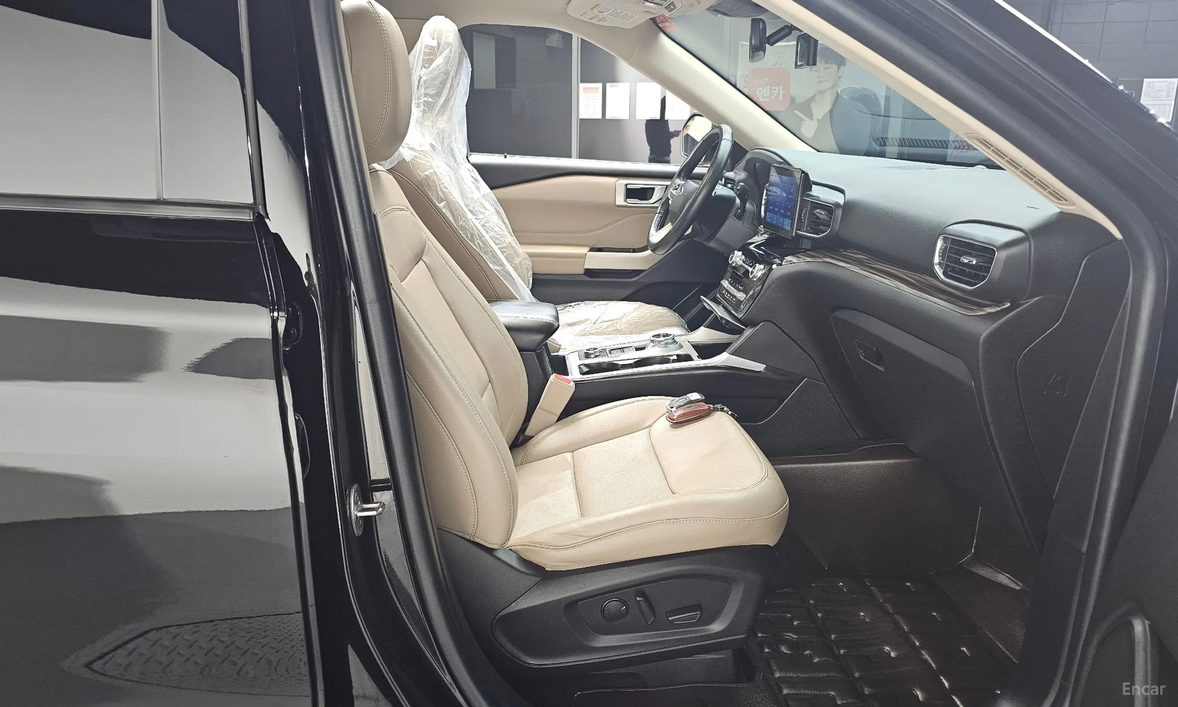 Ford Explorer 6th Generation превью 11