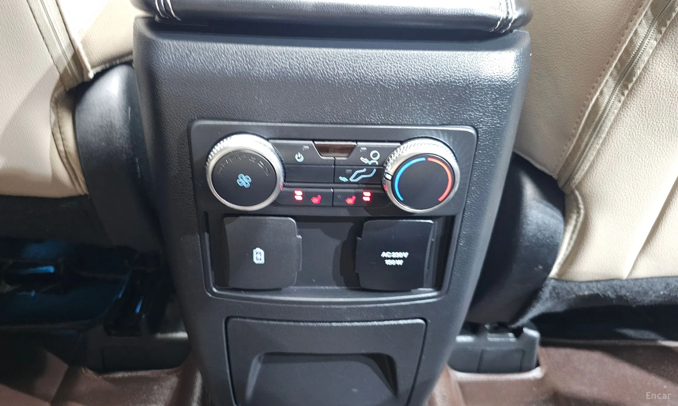 Ford Explorer 6th Generation превью 18
