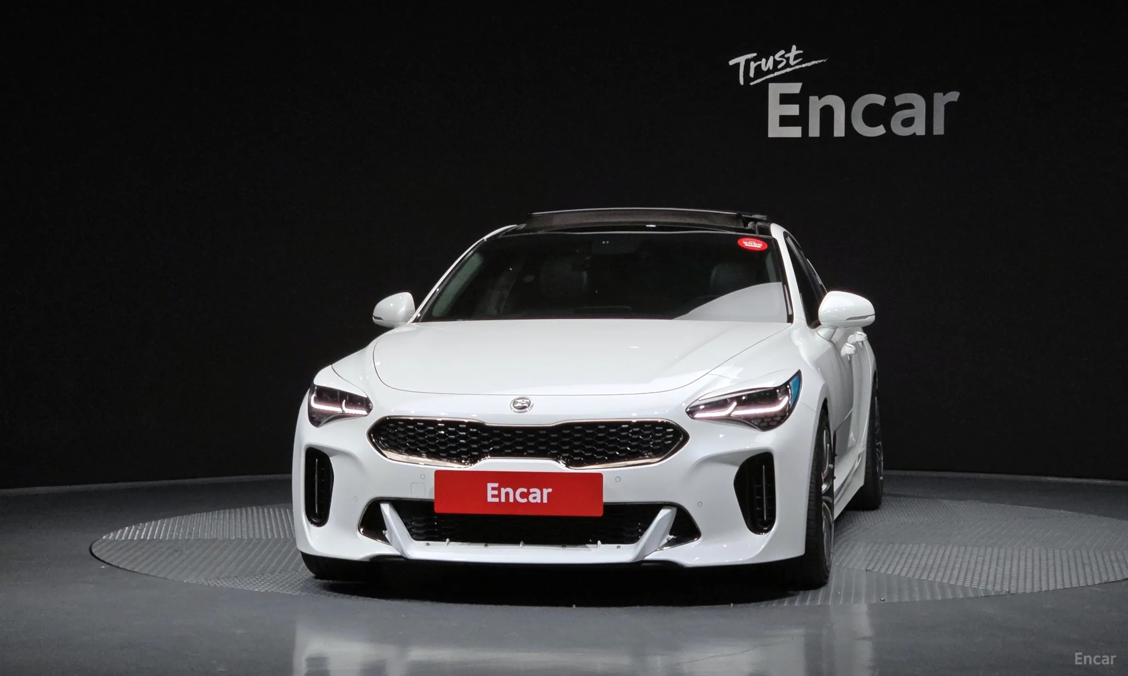 Kia Stinger превью 3
