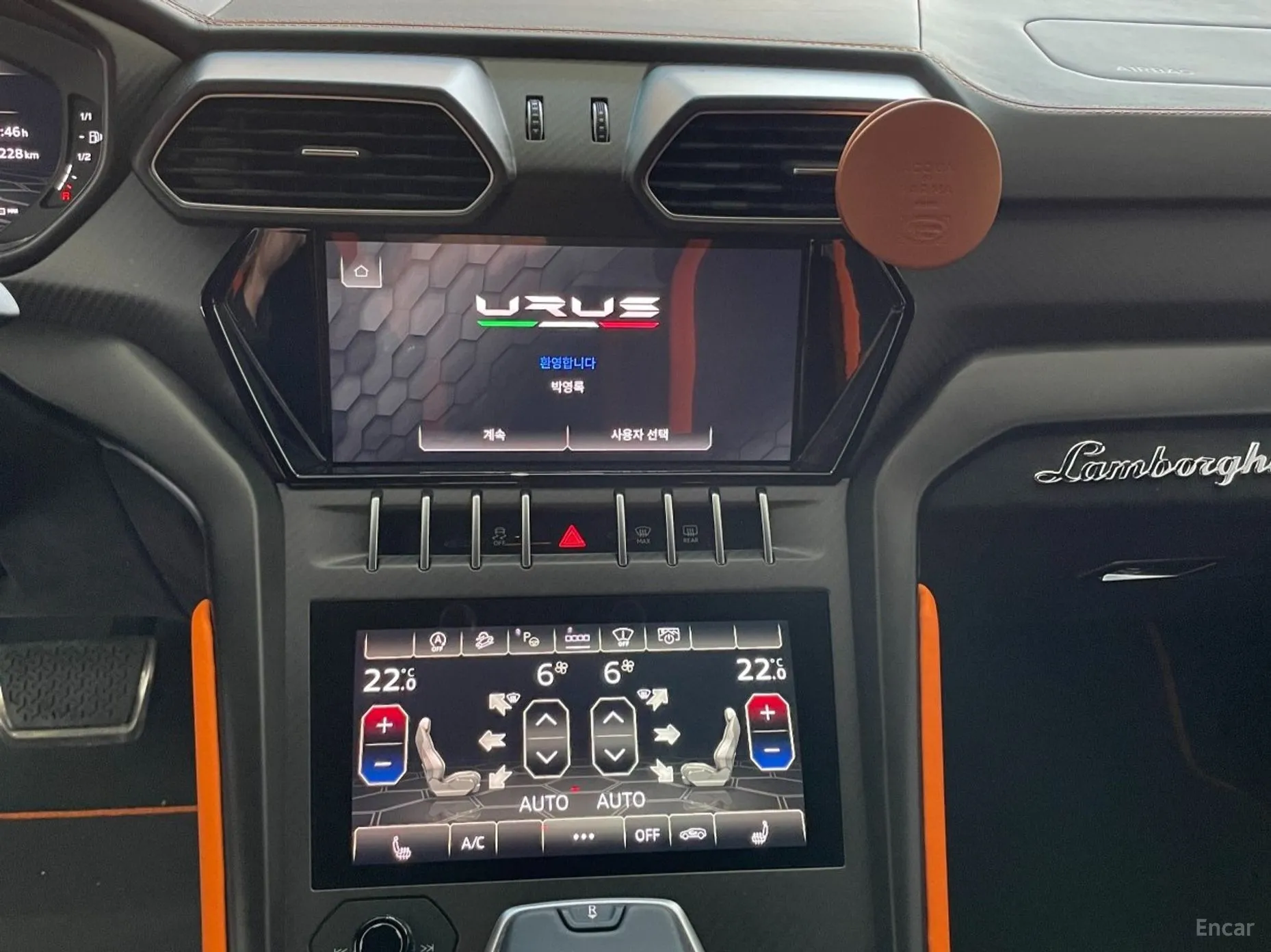 Lamborghini Urus превью 10
