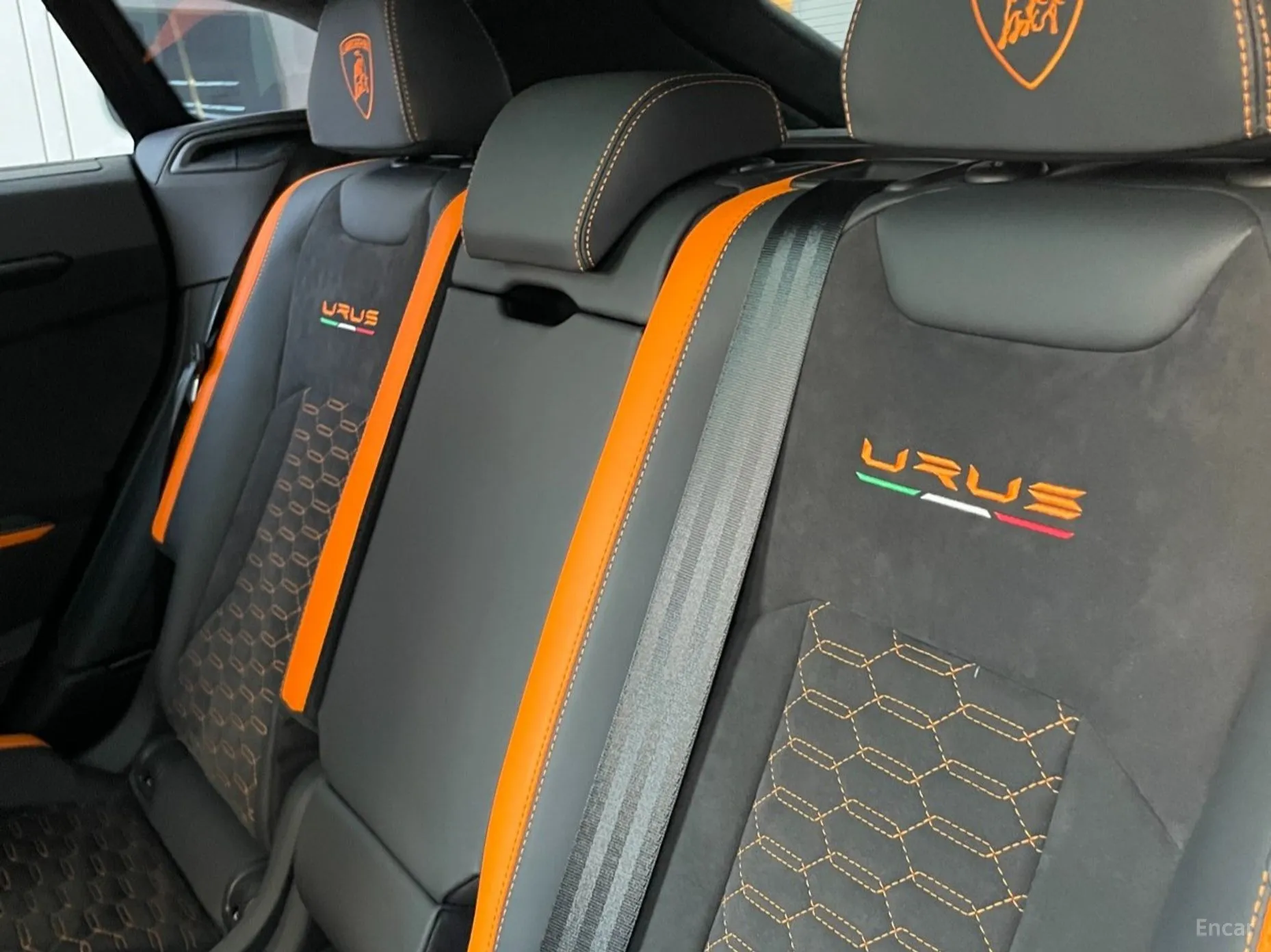 Lamborghini Urus превью 14