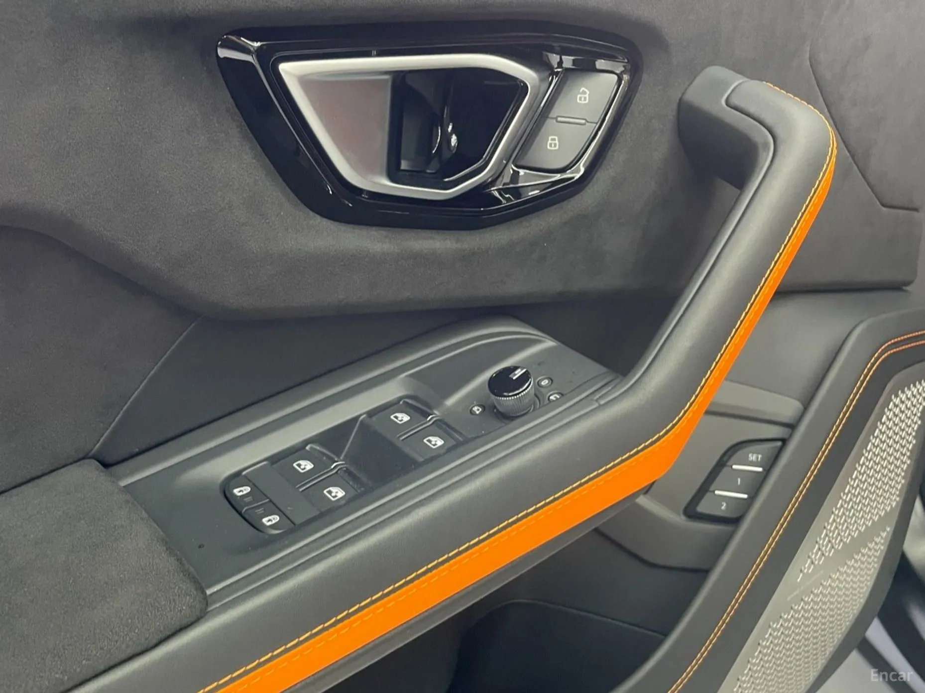 Lamborghini Urus превью 15