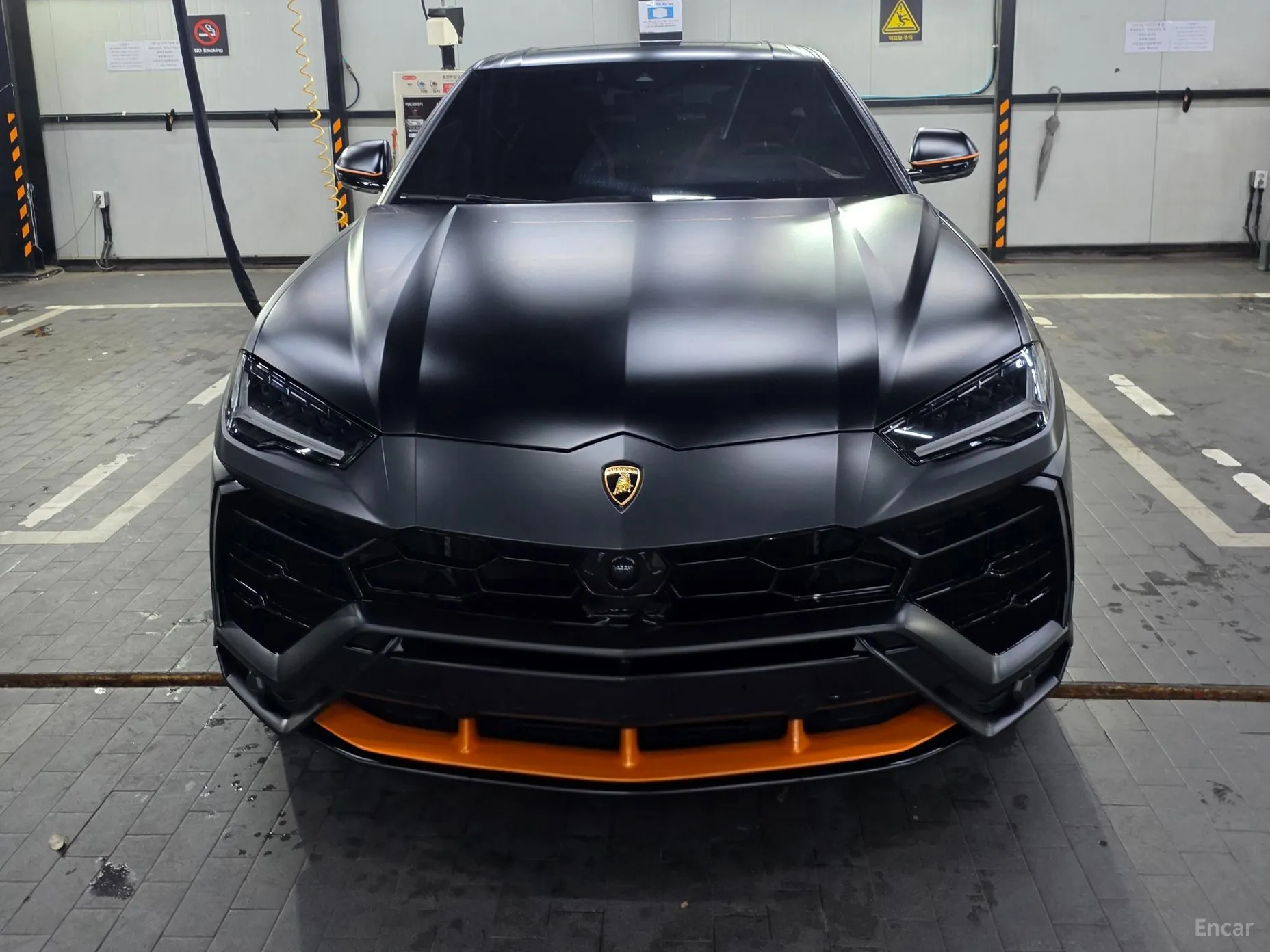 Lamborghini Urus превью 3