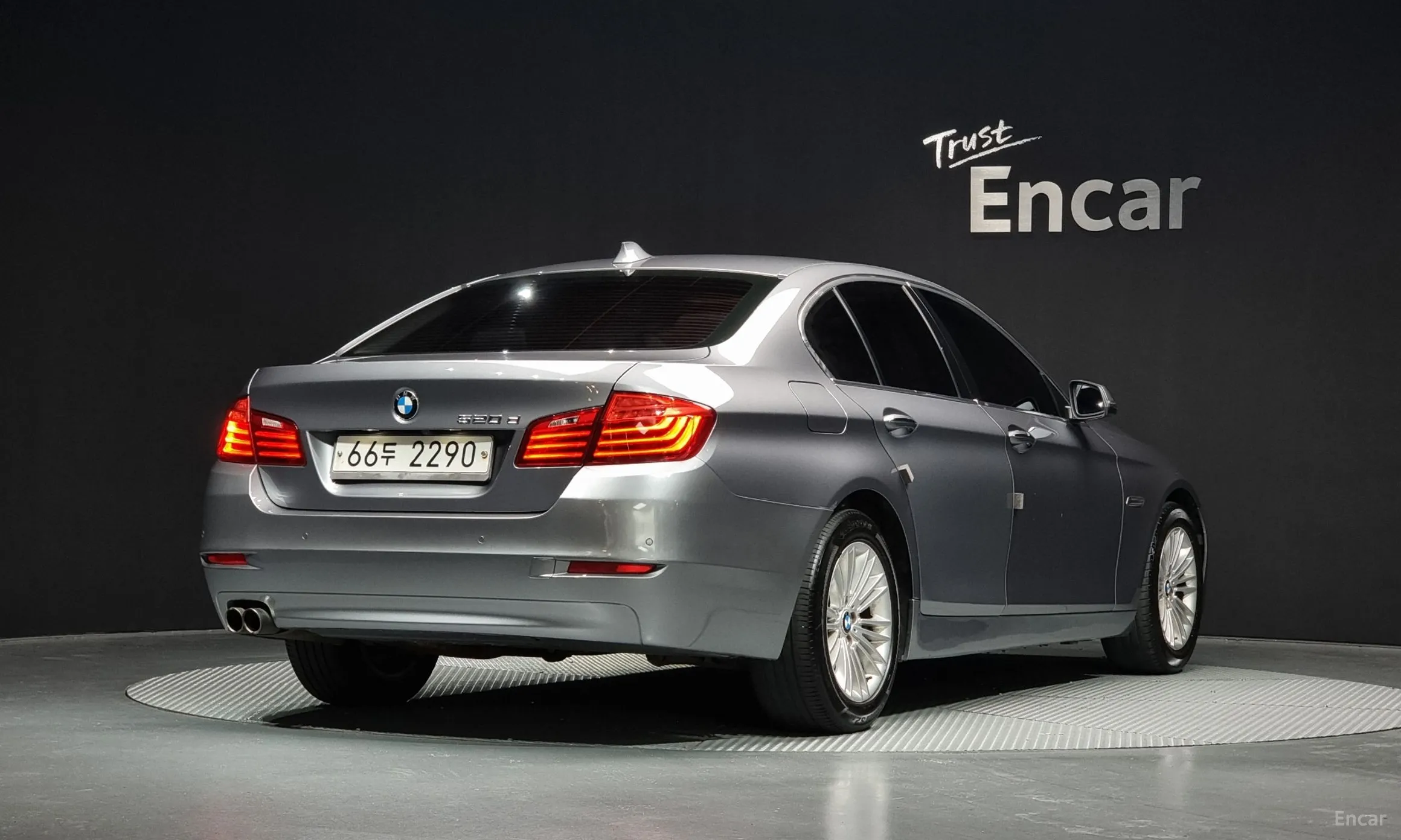 BMW 5 Series (F10) превью 2