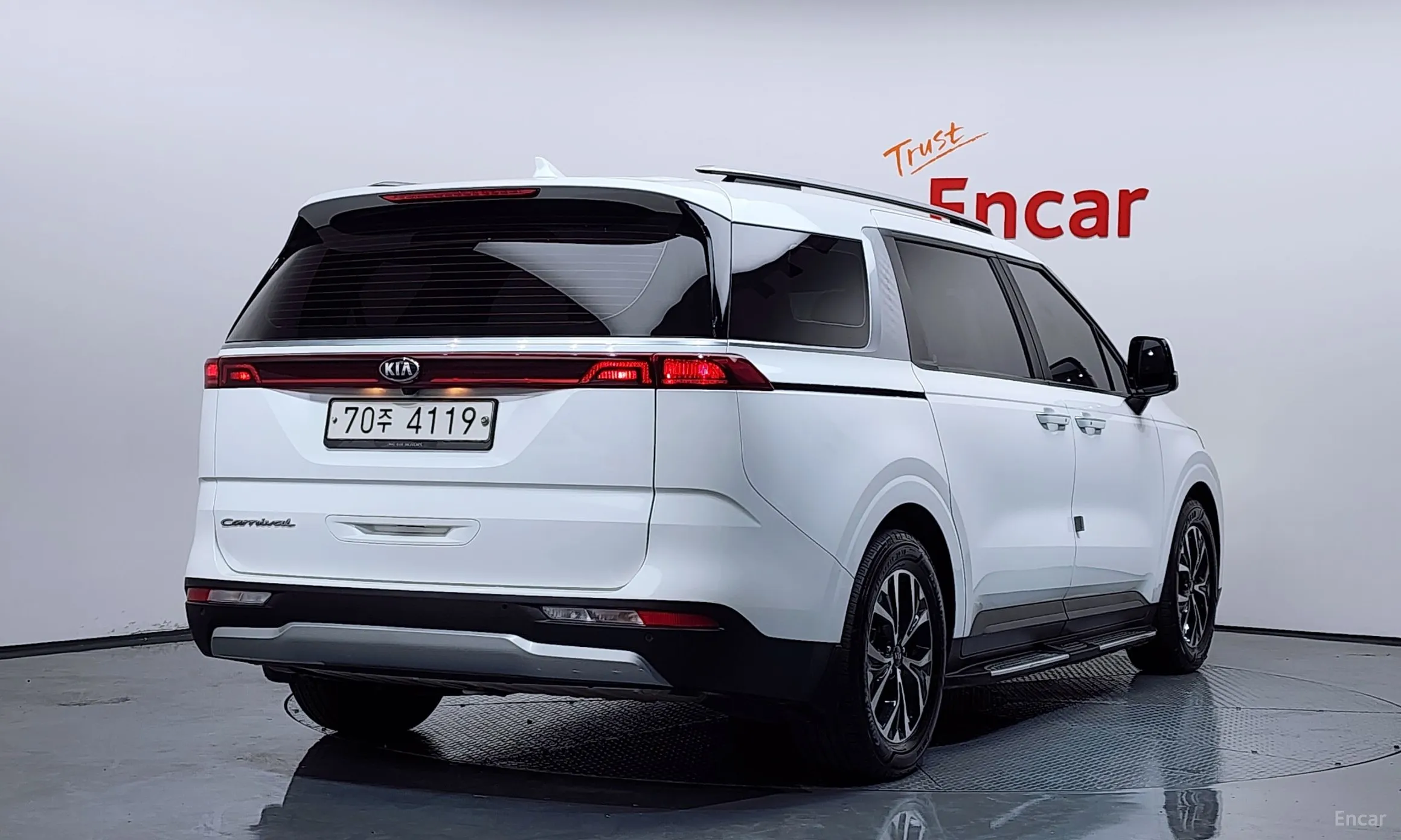 Kia Carnival Gen 4 превью 2