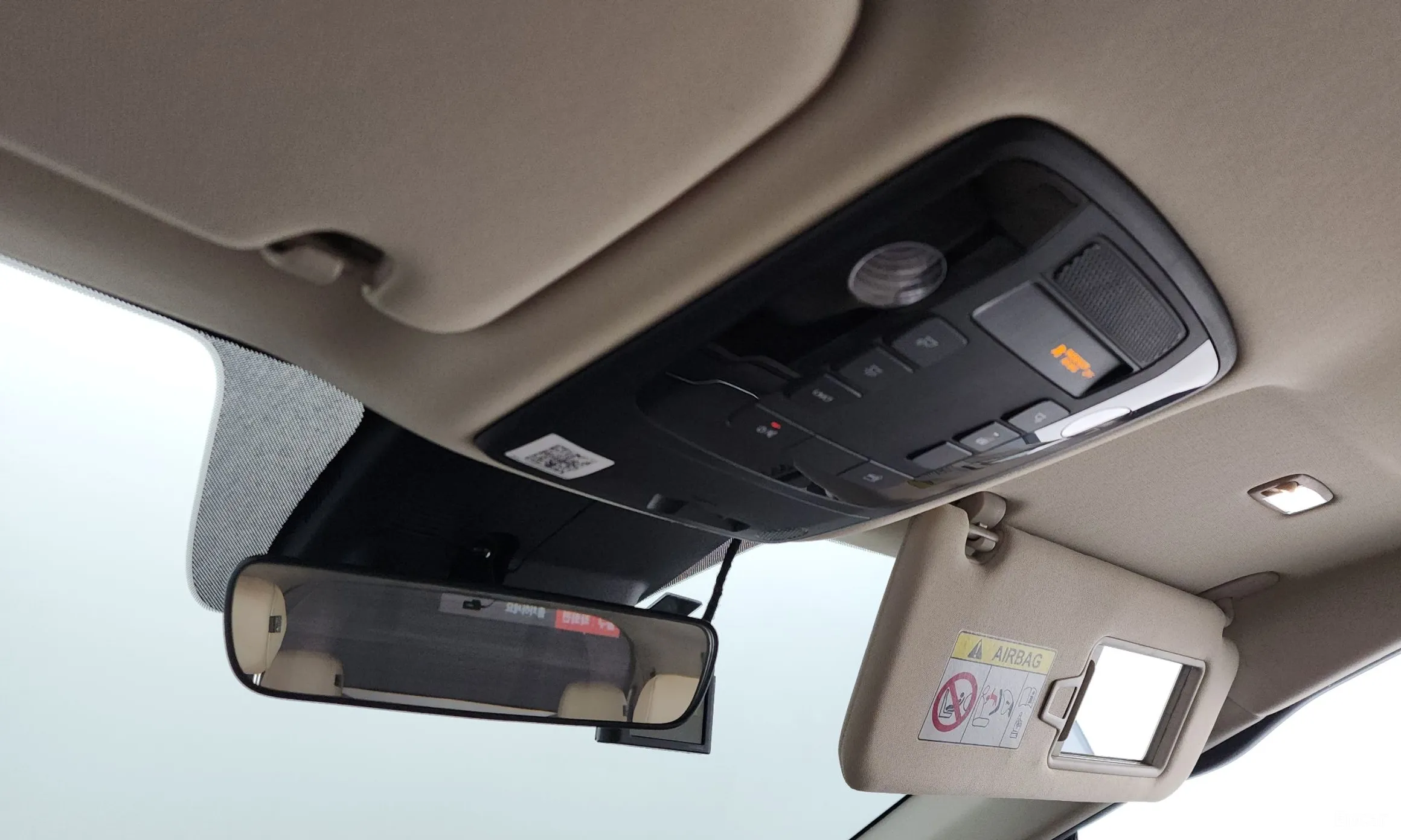 Kia Carnival Gen 4 превью 18