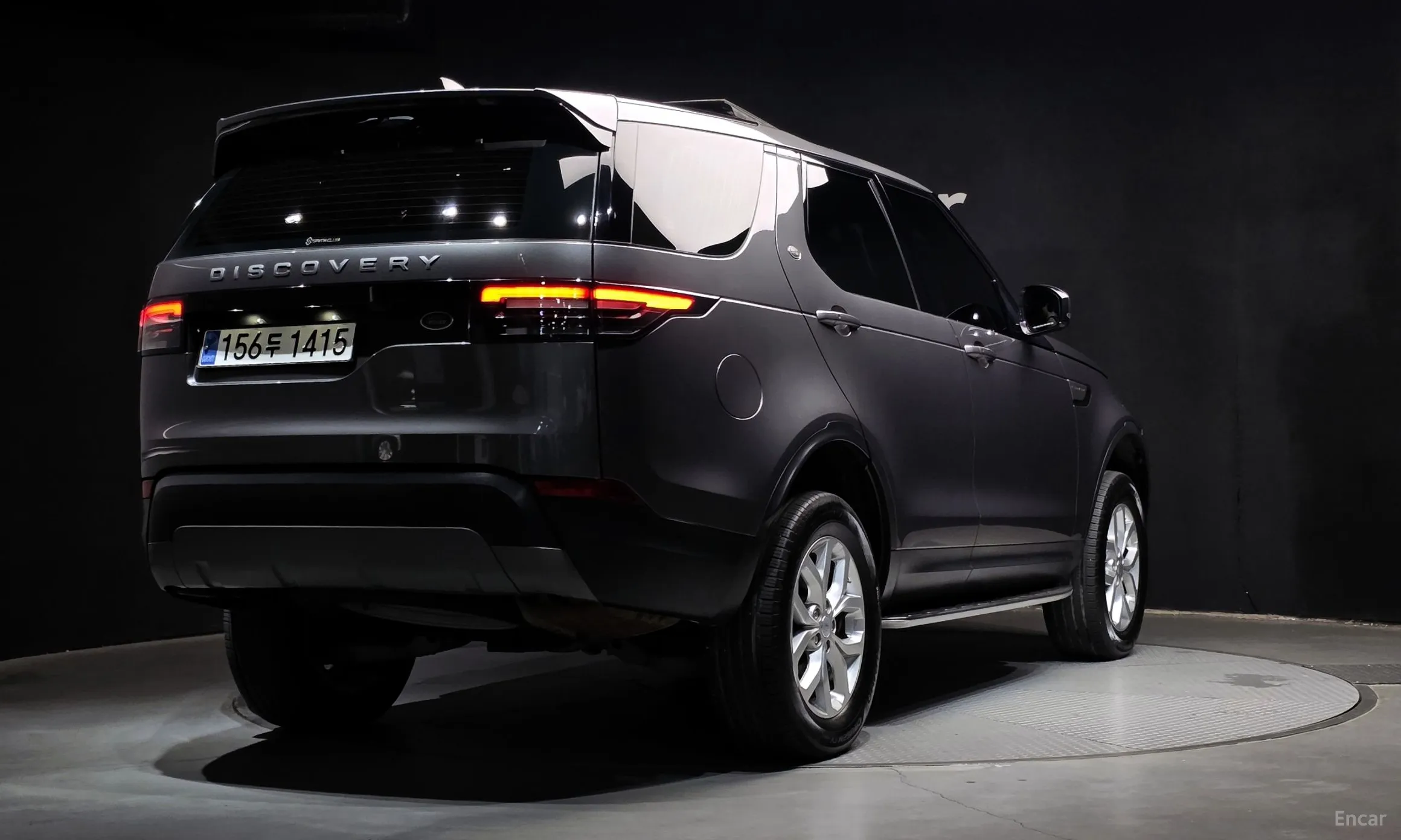 Land Rover Discovery 5 превью 2