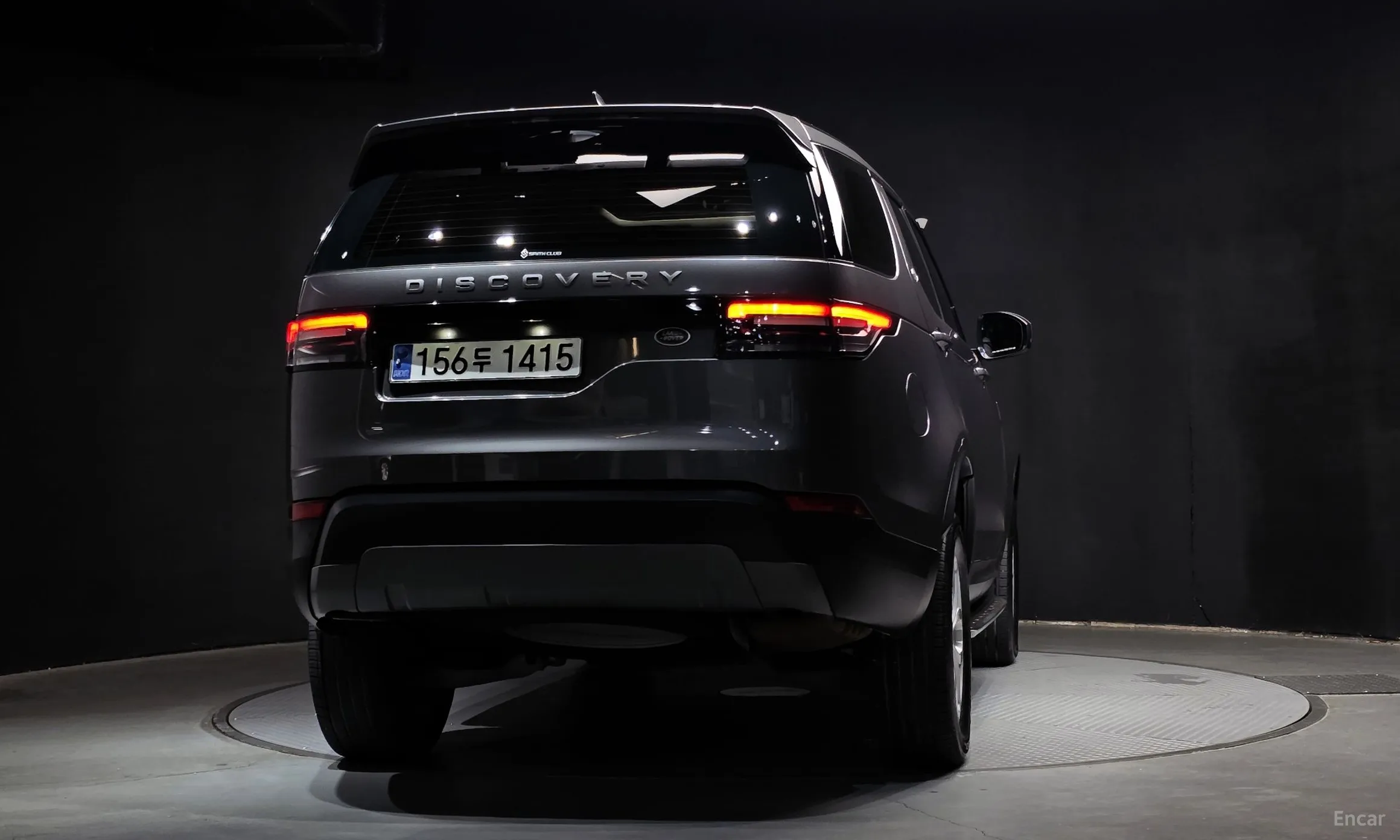 Land Rover Discovery 5 превью 4
