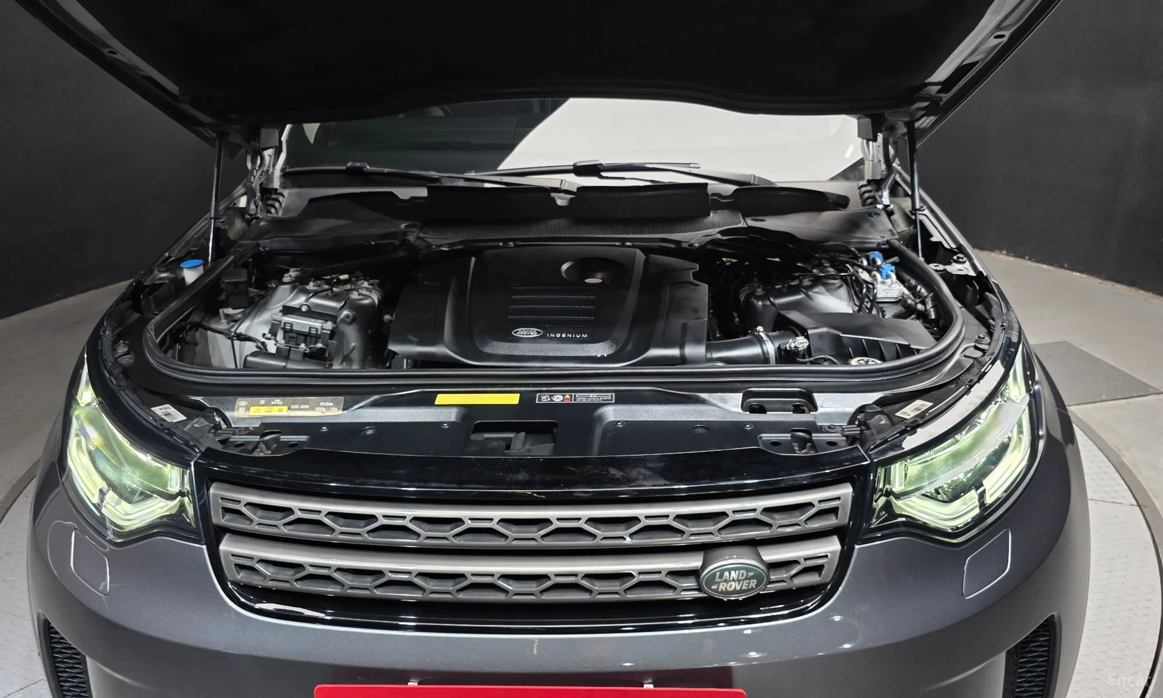 Land Rover Discovery 5 превью 6