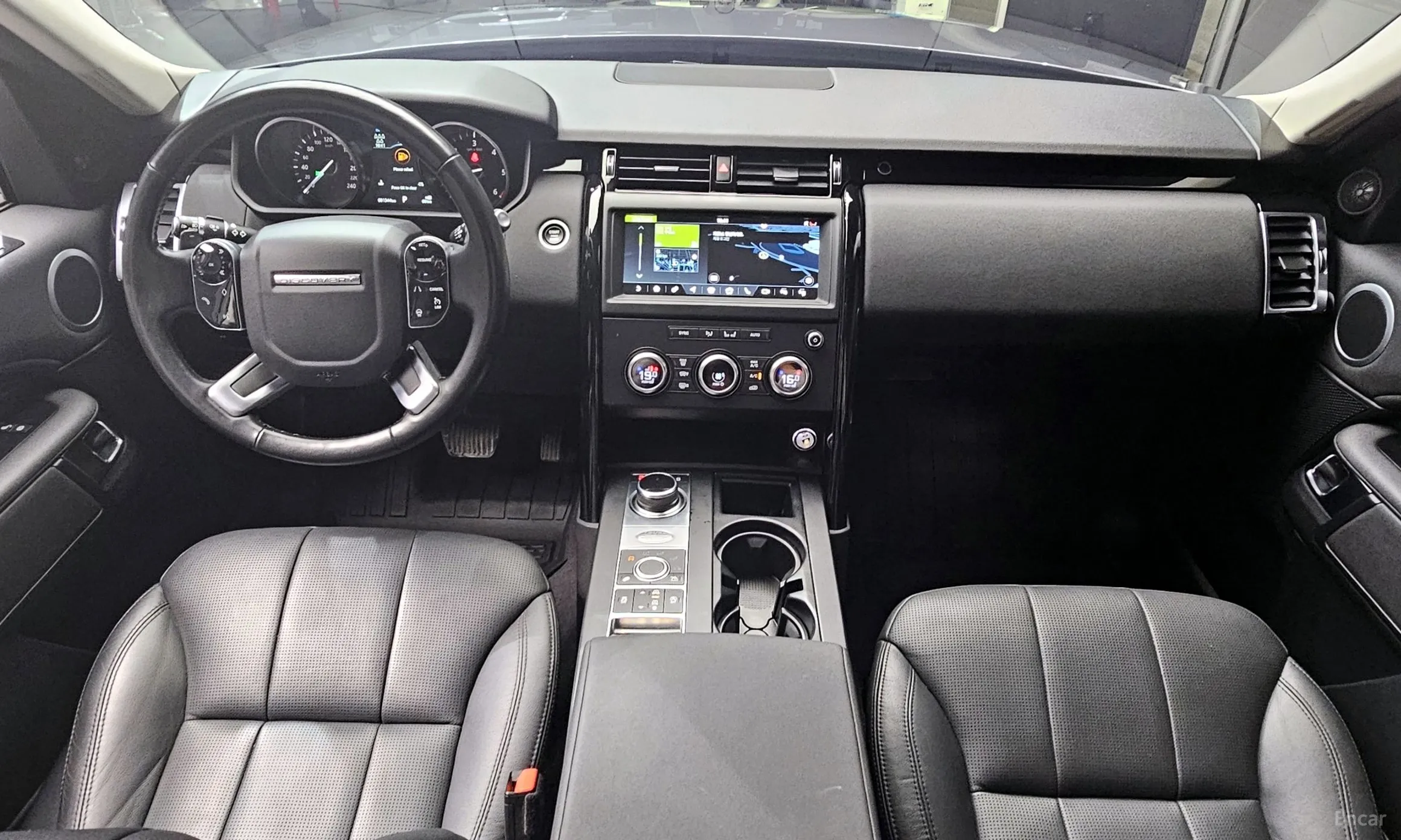 Land Rover Discovery 5 превью 7