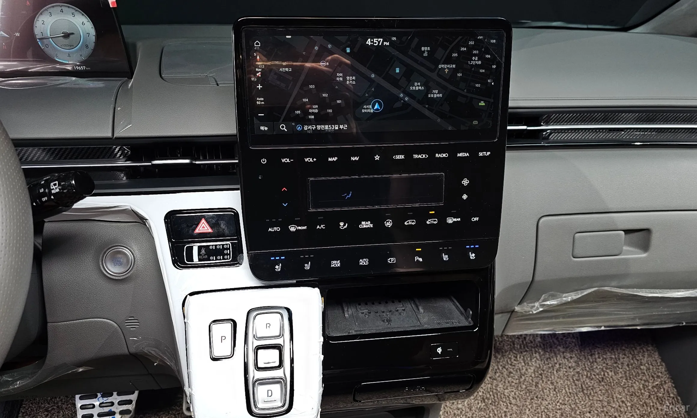Hyundai Staria превью 14