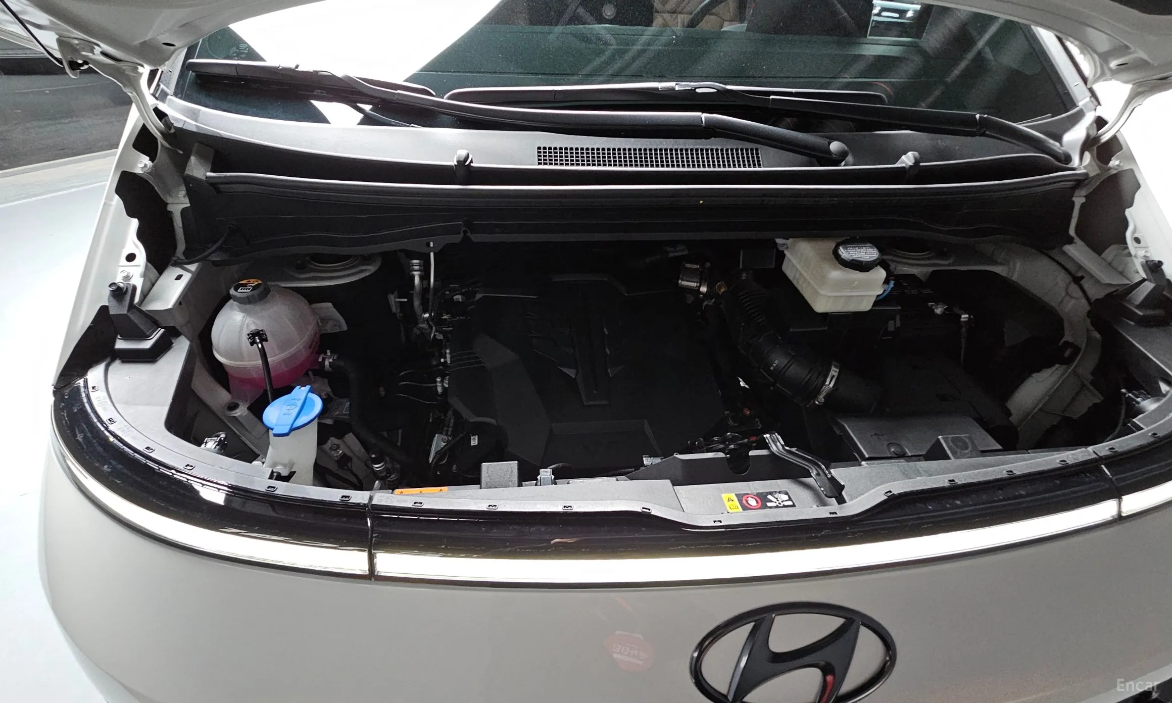 Hyundai Staria превью 6