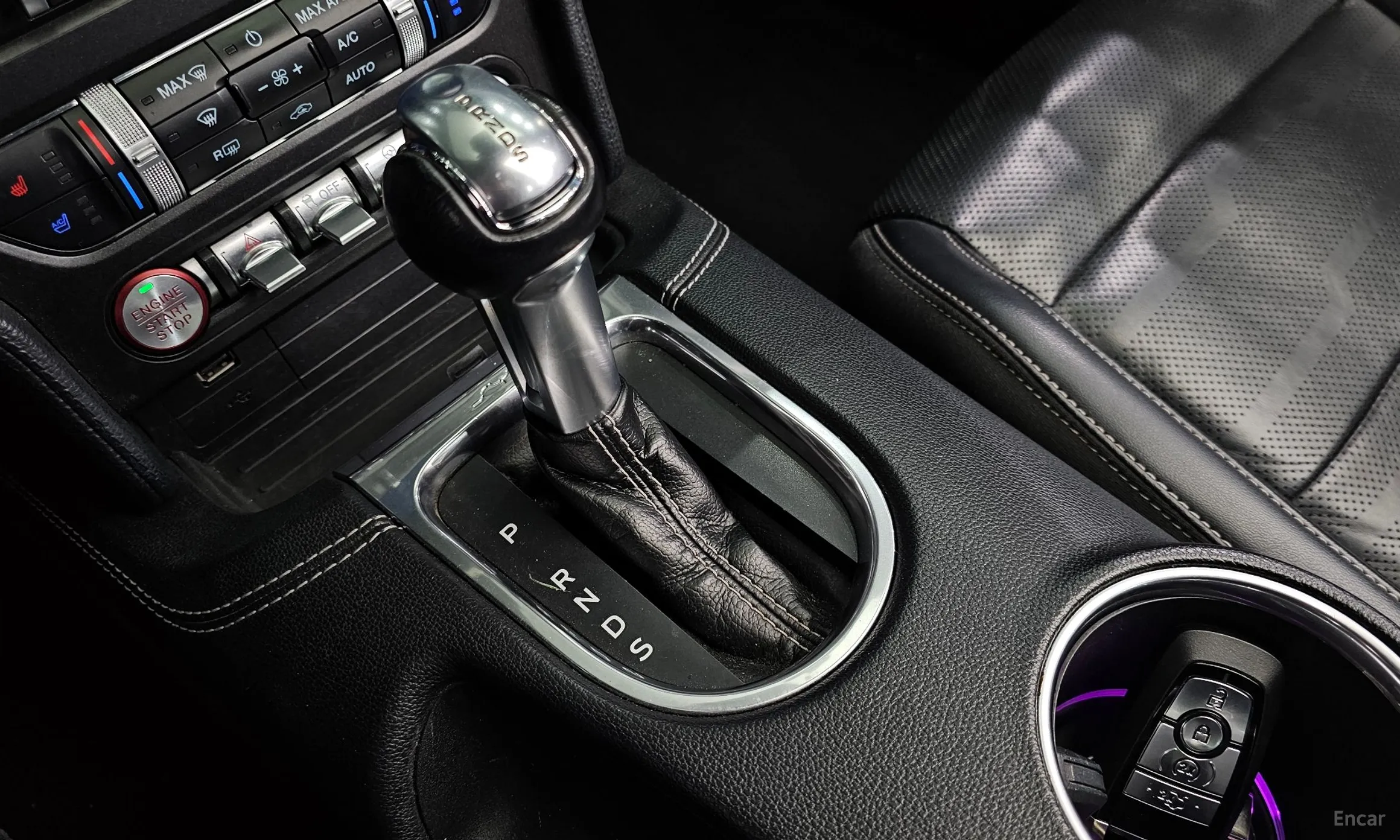 Ford Mustang превью 9
