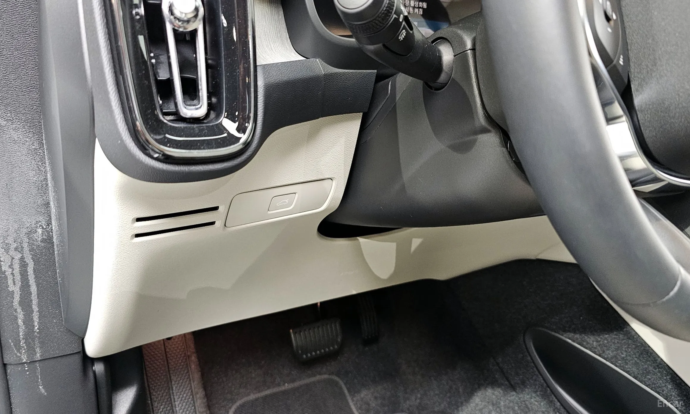 Volvo XC40 превью 17