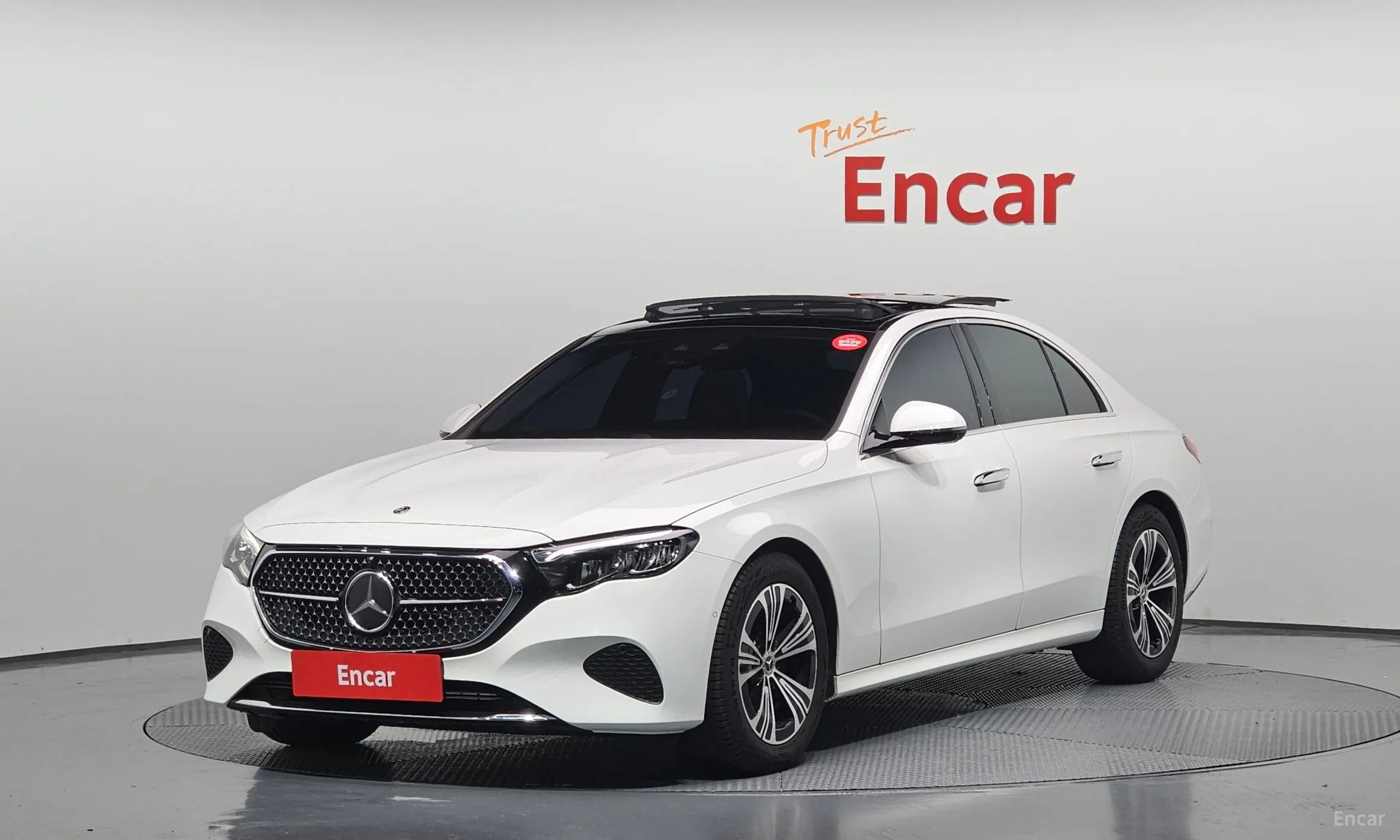 E-Class W214