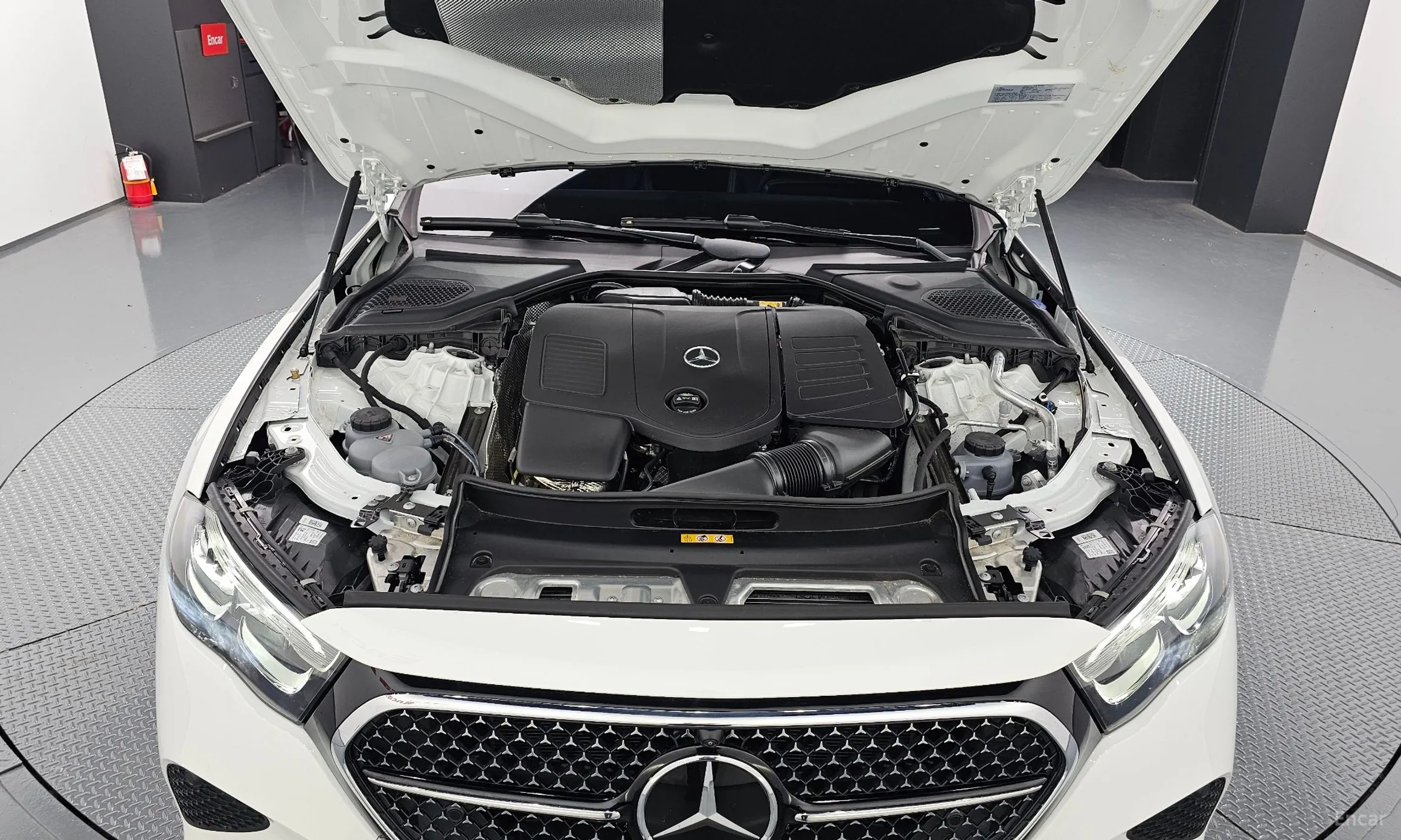 Mercedes Benz E-Class W214 превью 6