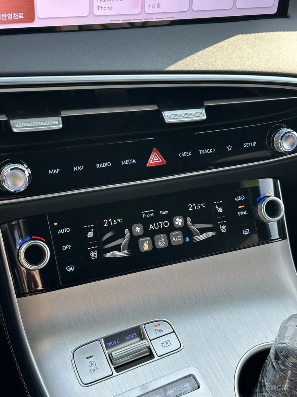 Genesis GV70 превью 14