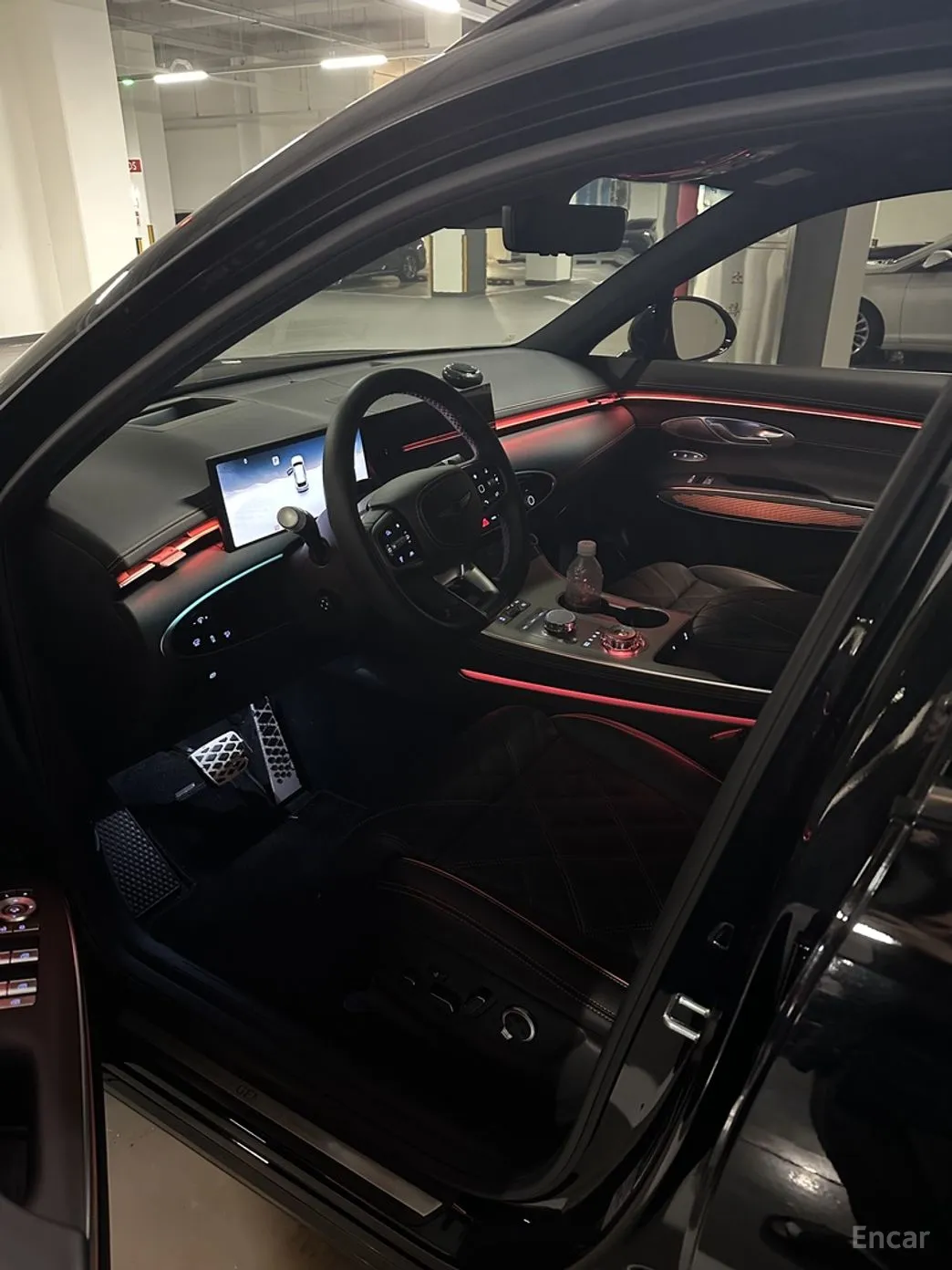 Genesis GV70 превью 6