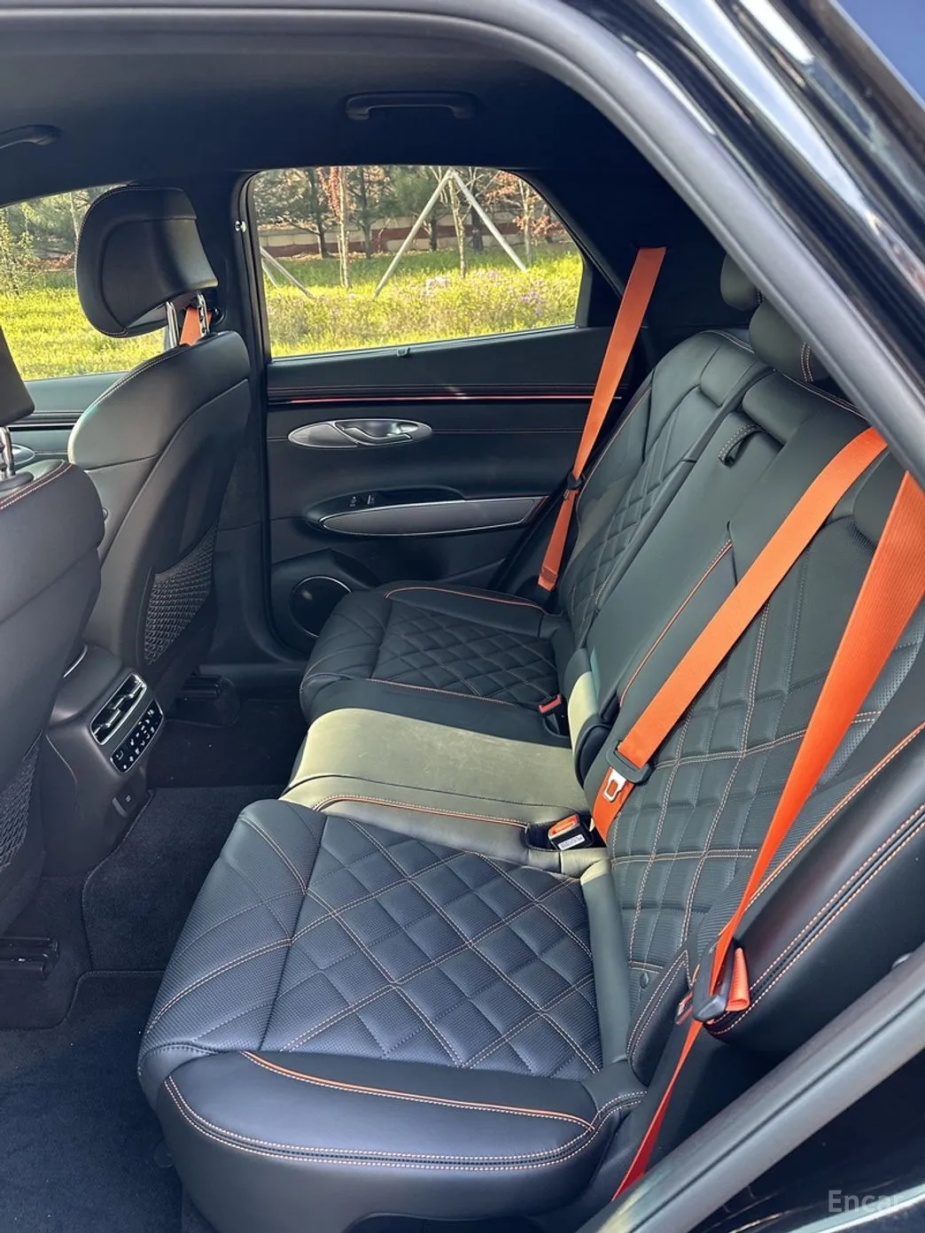 Genesis GV70 превью 8