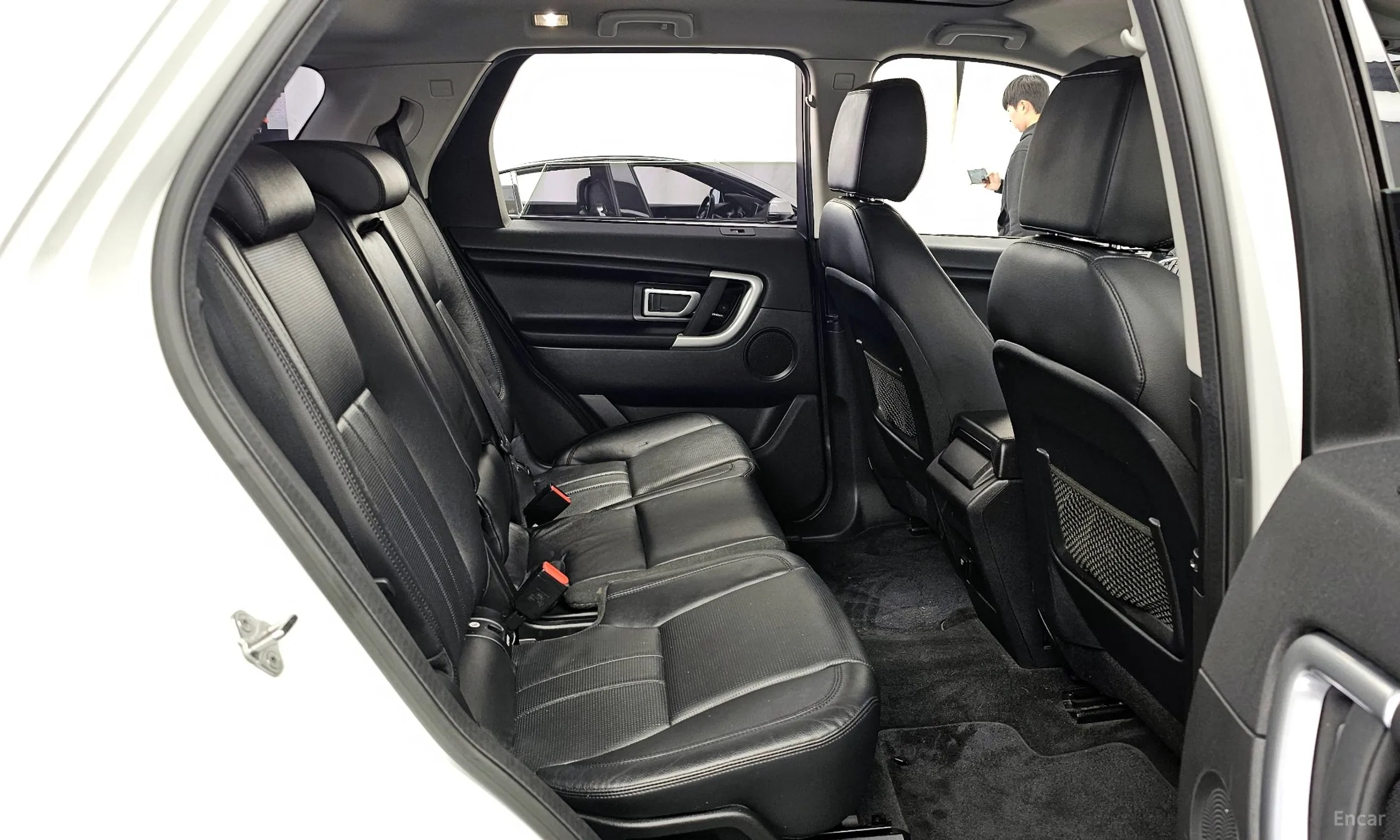 Land Rover Discovery Sports превью 12