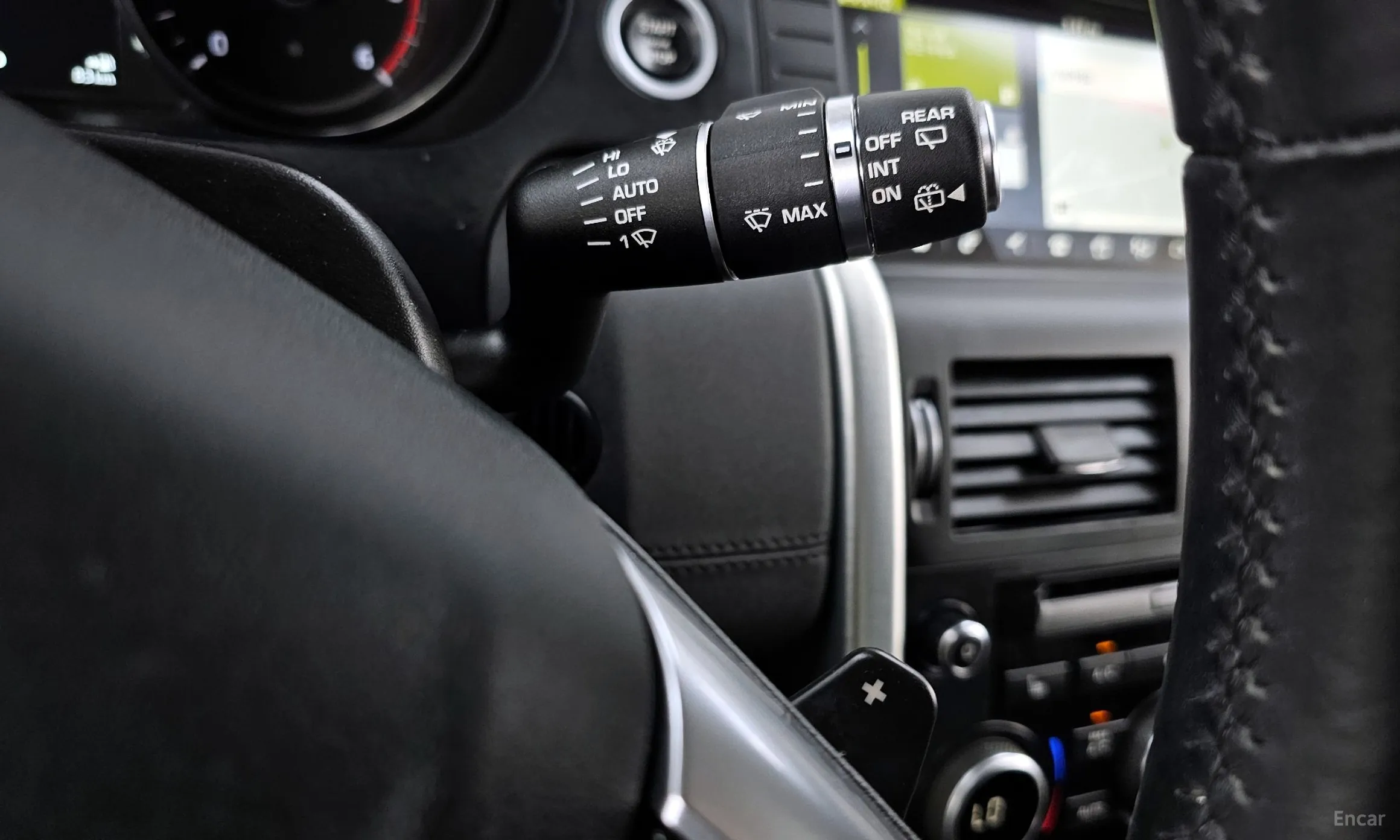 Land Rover Discovery Sports превью 15