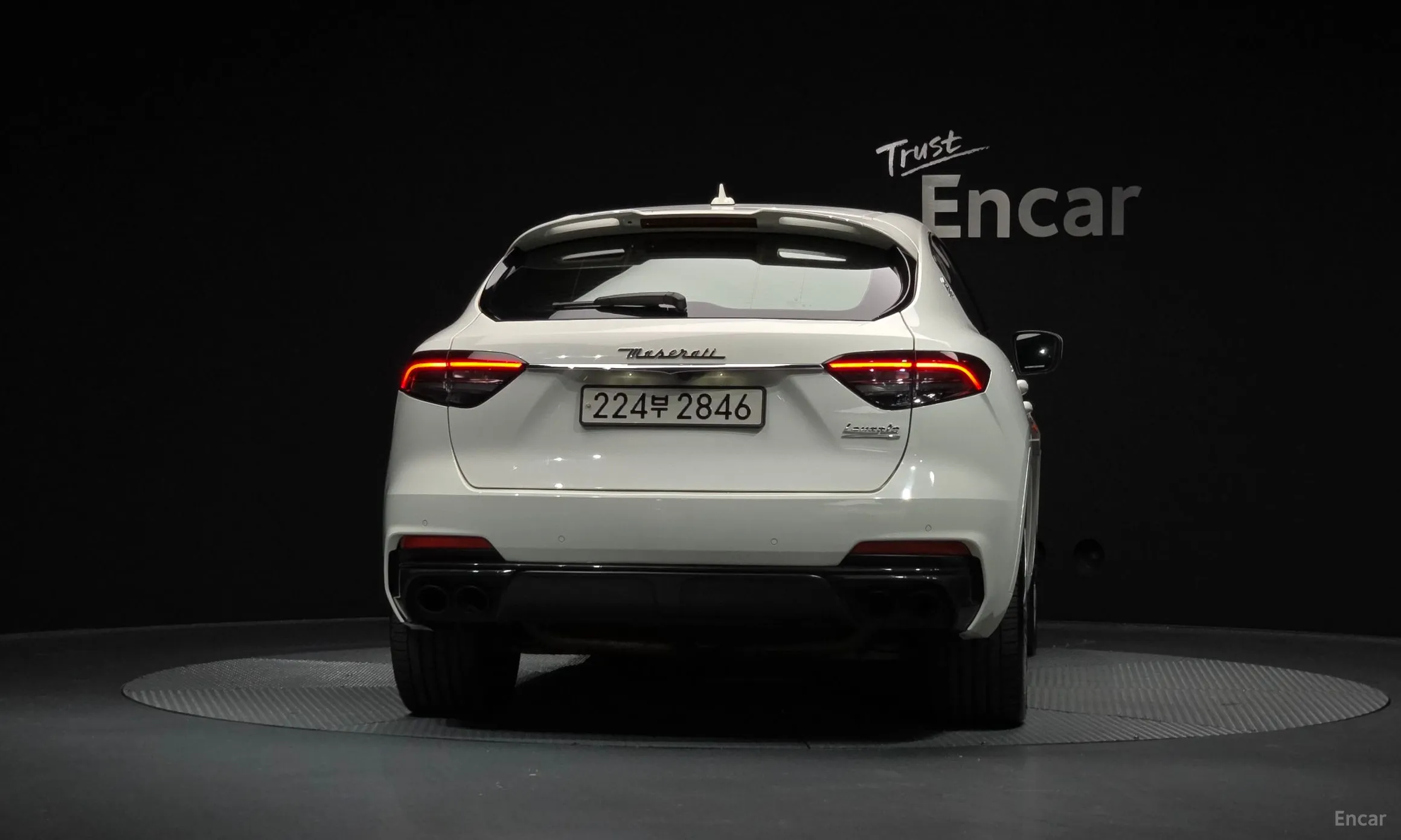 Maserati Levante превью 4