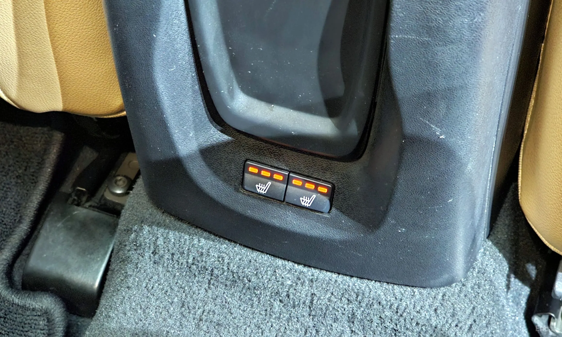 Volvo V40 превью 19